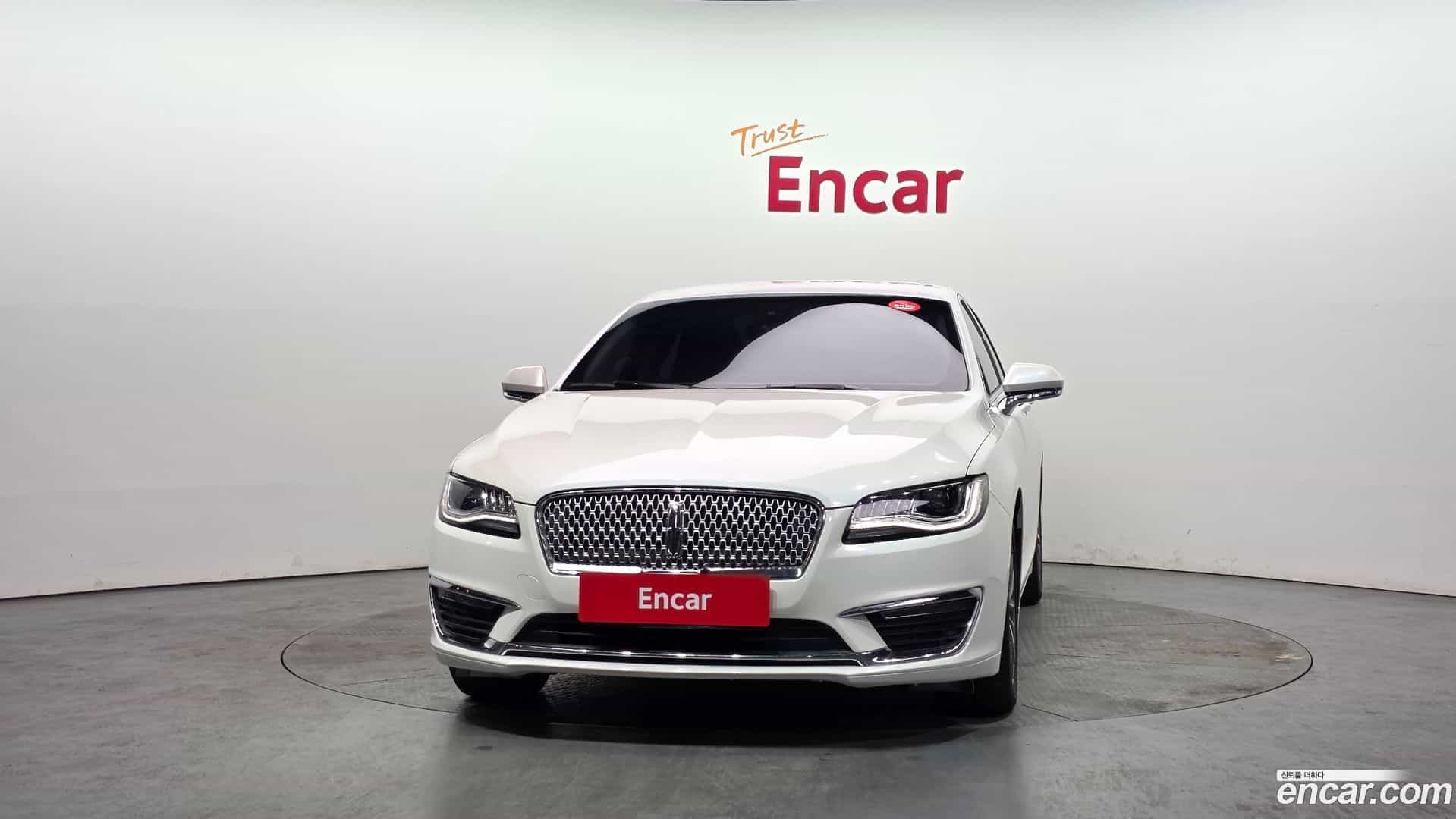 MKZ Lincoln 2020.3-OUTER-003