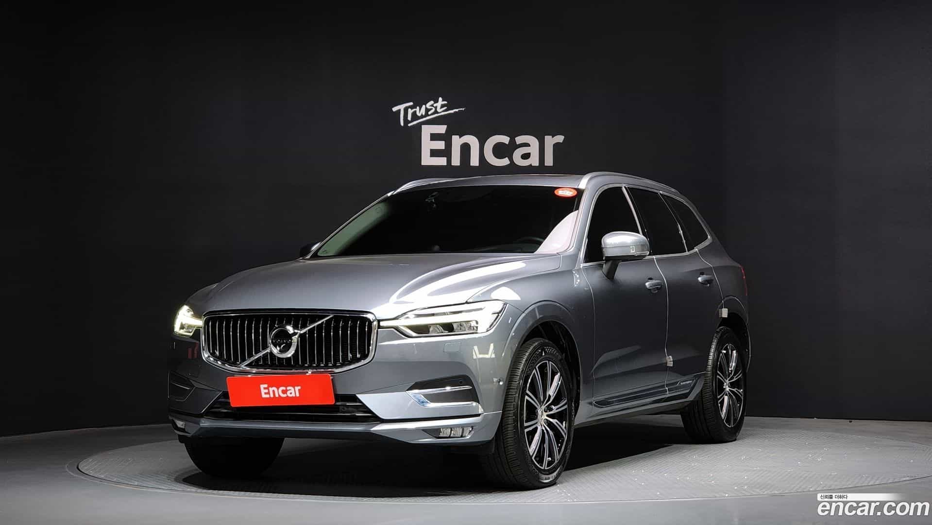 XC60 Volvo 2018.5-OUTER-001