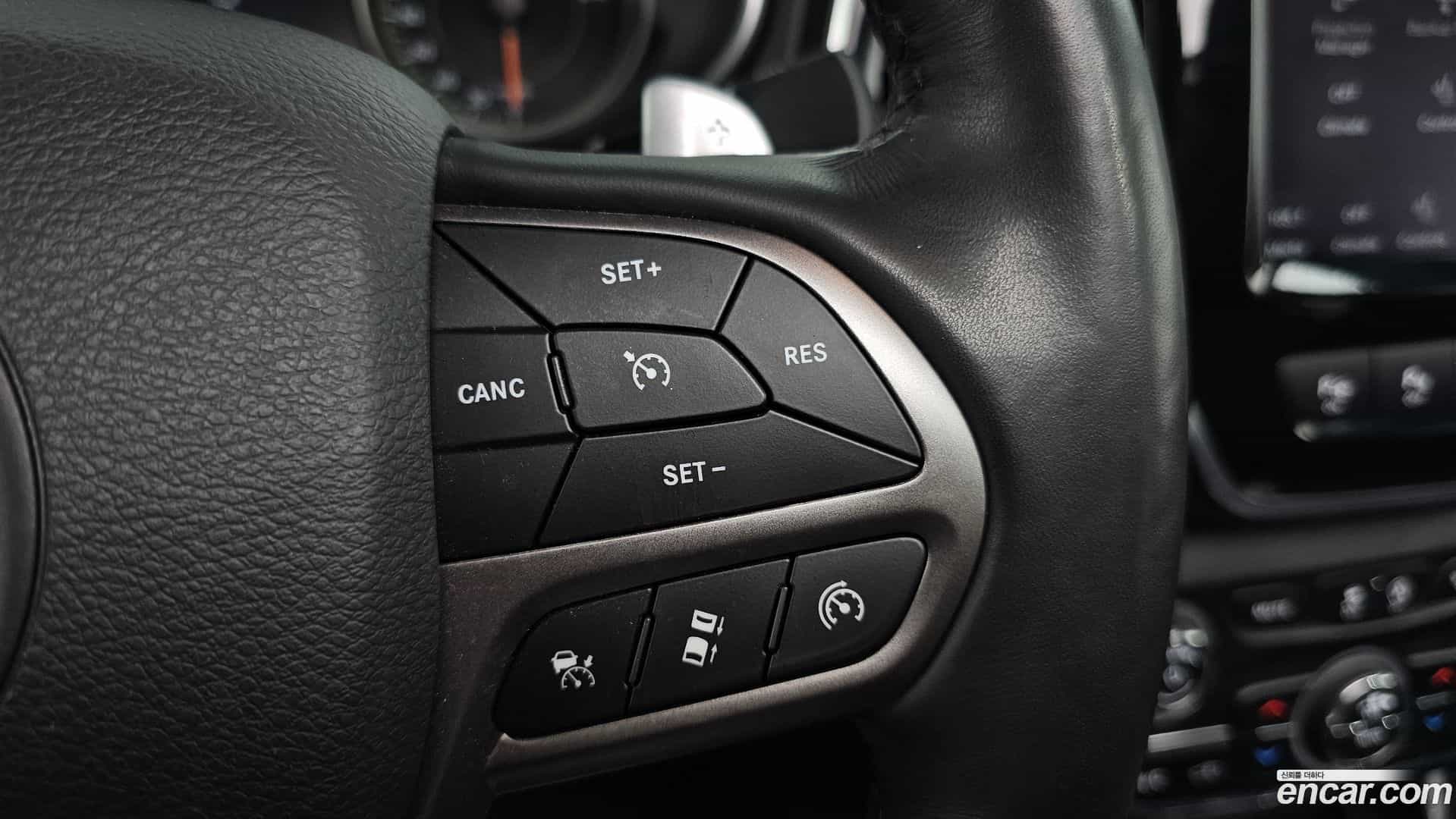 Cherokee Jeep 2021.11-OPTION-023