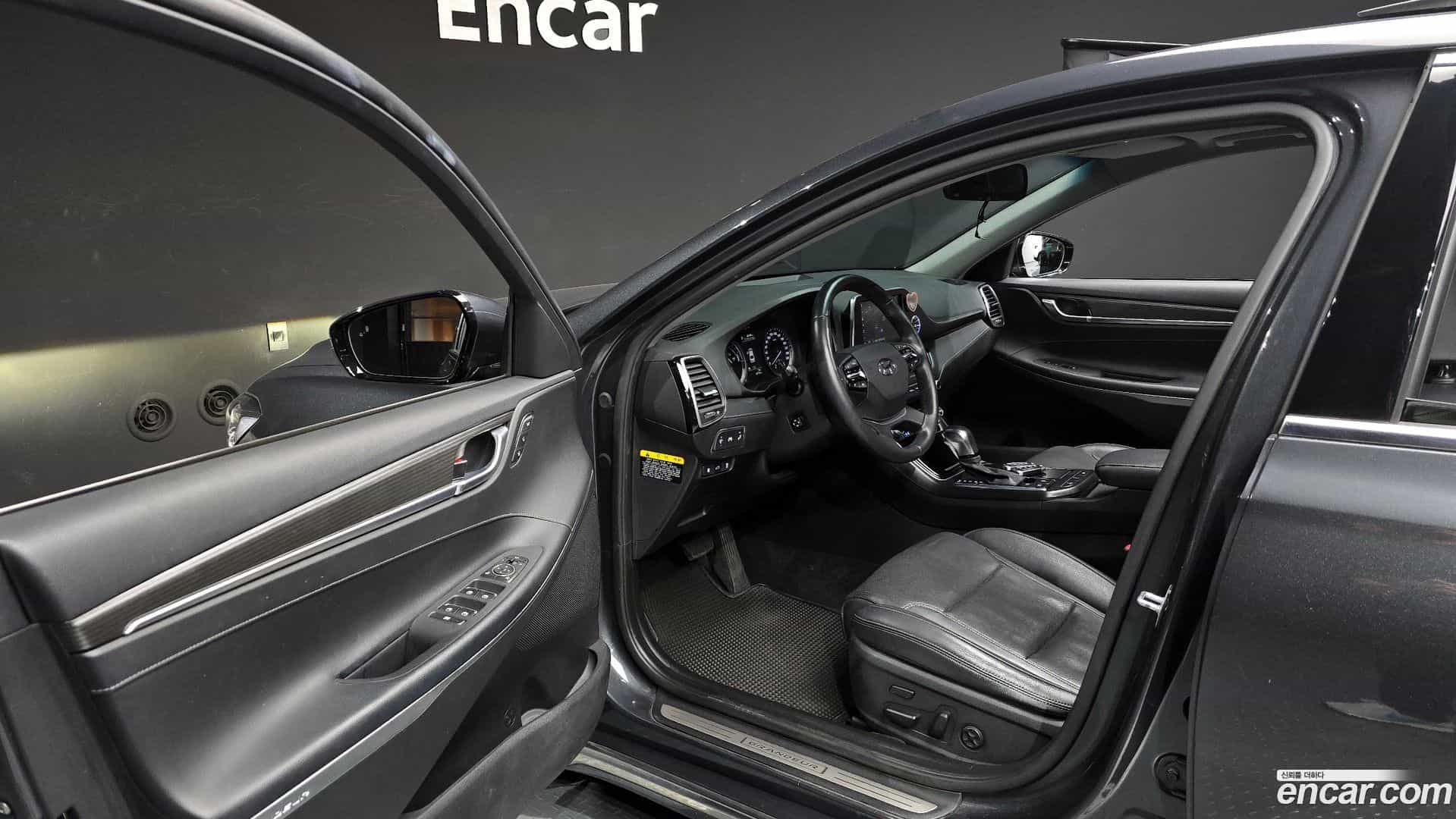 Grandeur Hyundai 2017.5-INNER-010