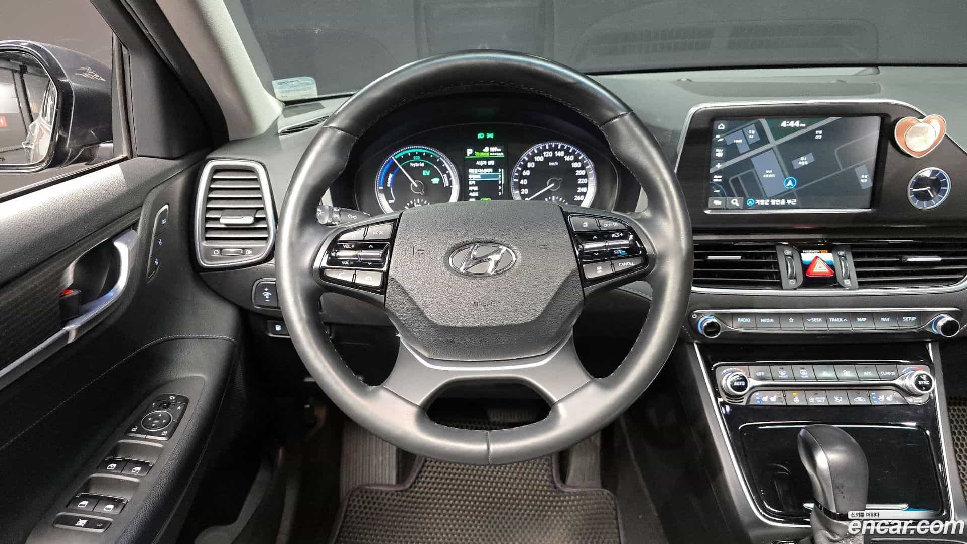 Grandeur Hyundai 2017.5-OPTION-017