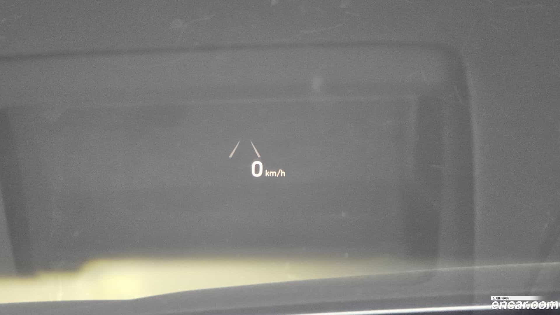 Grandeur Hyundai 2017.5-OPTION-021