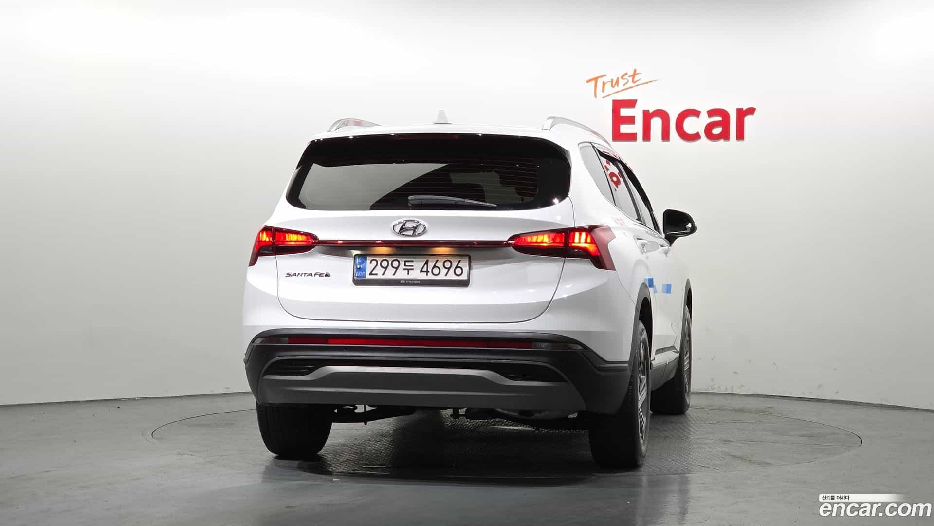 Santafe Hyundai 2022.1-OUTER-004