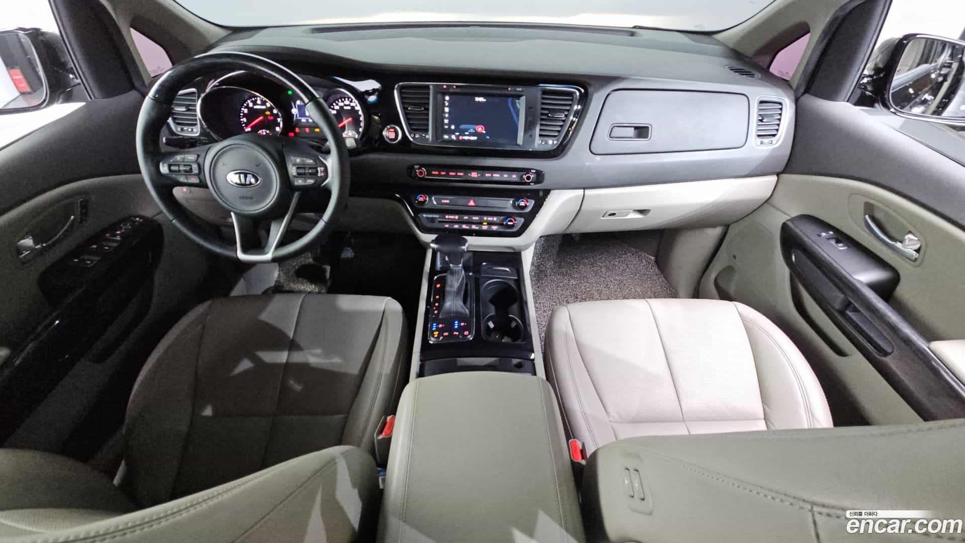 Canival Kia 2017.10-INNER-007