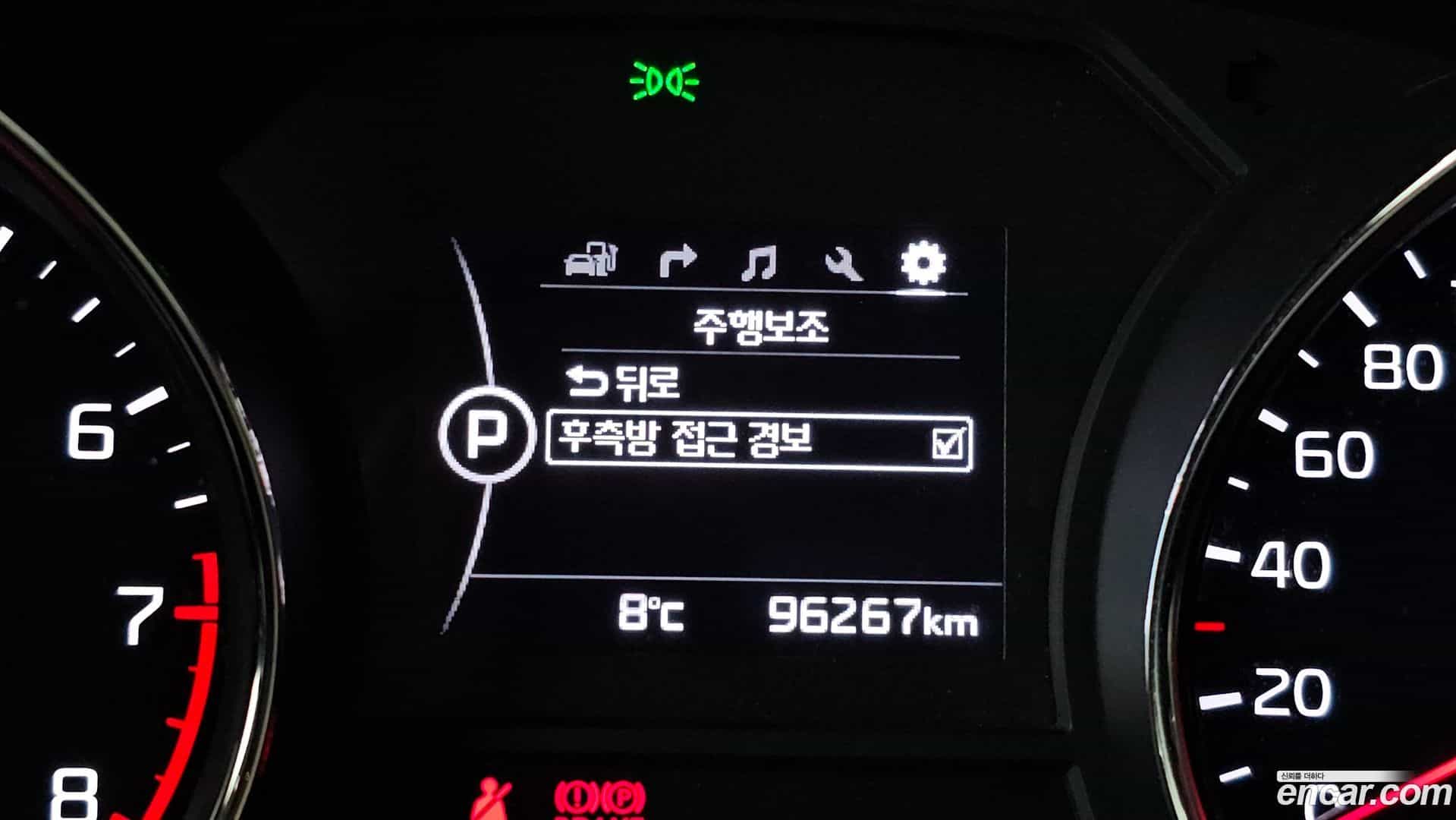 Canival Kia 2017.10-OPTION-020