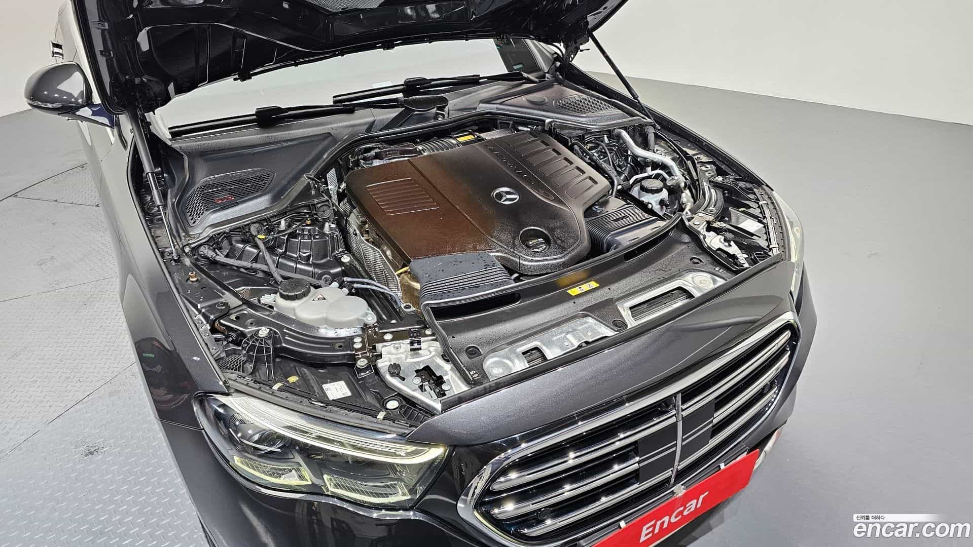 E-Class Mercedes-Benz 2024.5-INNER-006