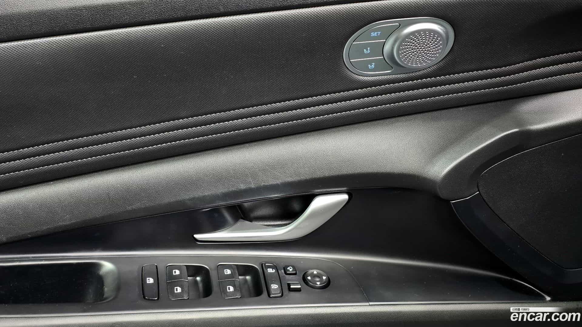 AVANTE Hyundai 2022.11-OPTION-021