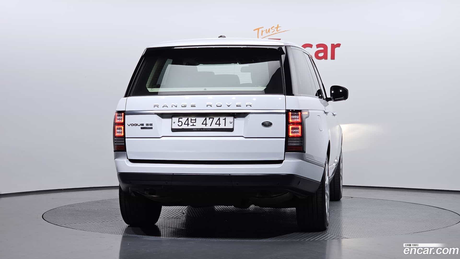 Range Rover Land Rover 2016.11-OUTER-004