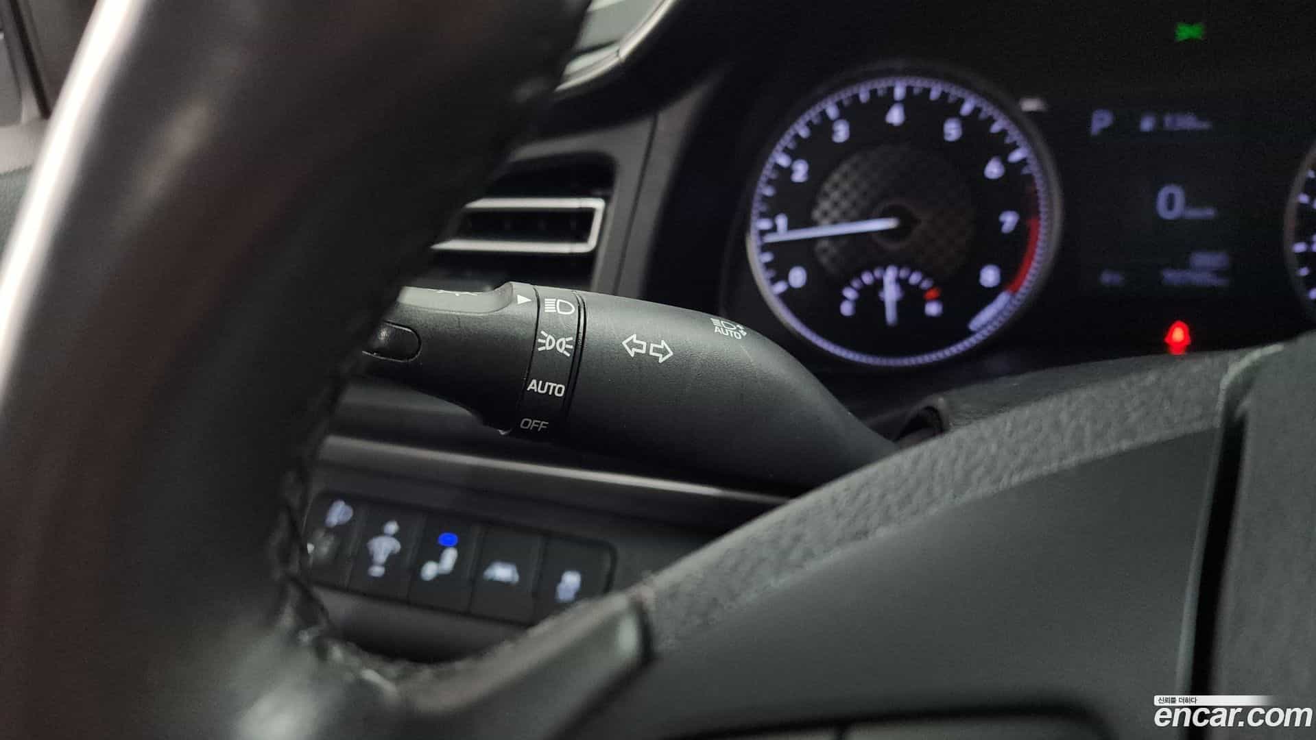 AVANTE Hyundai 2020.1-OPTION-019