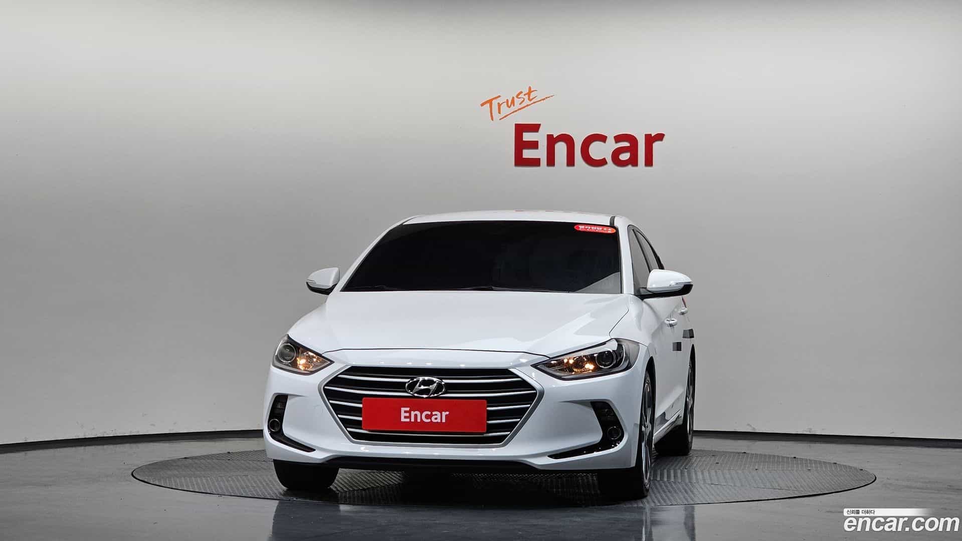 AVANTE Hyundai 2017.6-OUTER-003