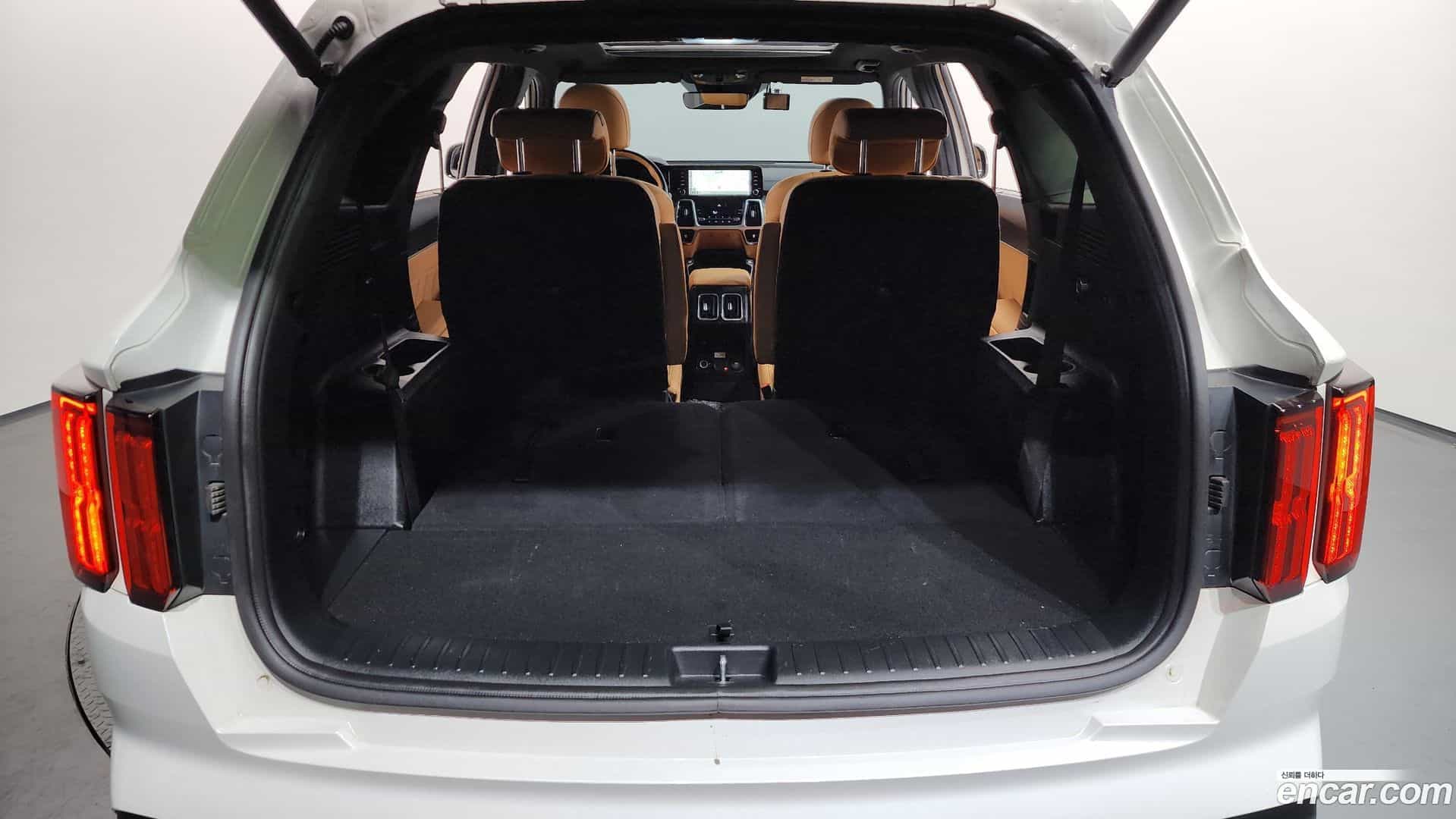 Sorento Kia 2021.4-OPTION-024