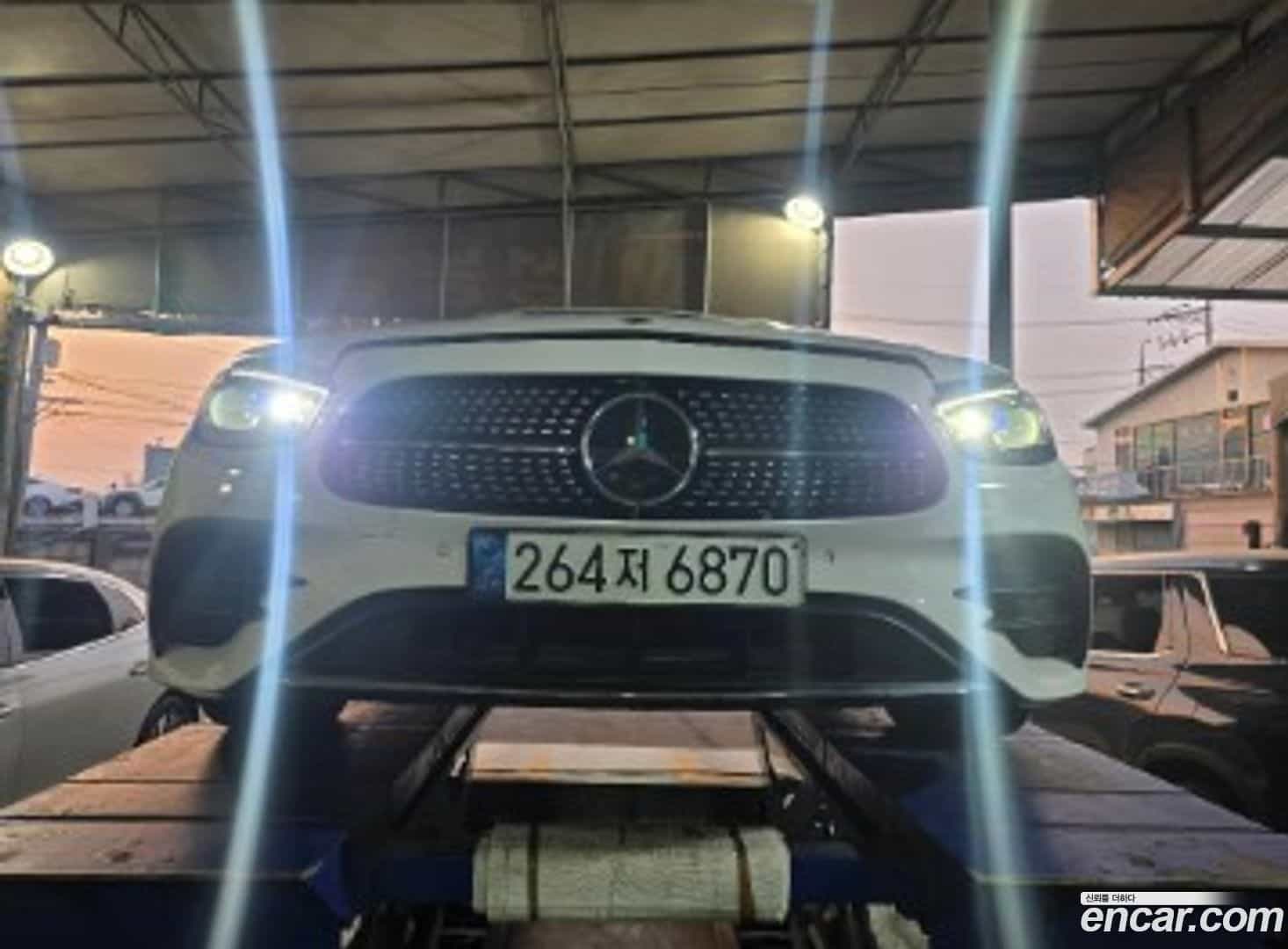 E-Class Mercedes-Benz 2022.2-OUTER-001