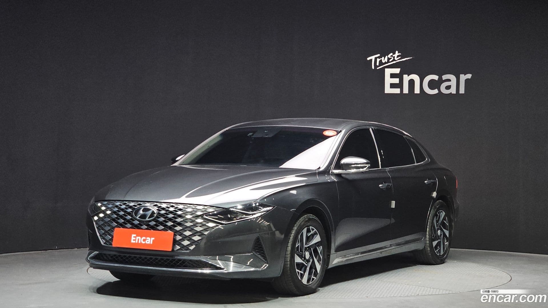 Main__Slider__Photo:Grandeur Hyundai 2022.0-0