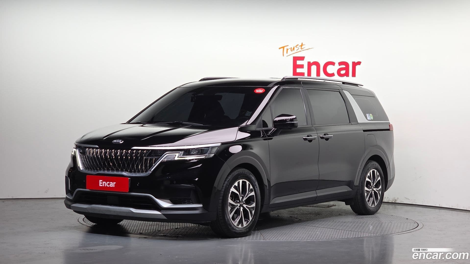 Main__Slider__Photo:Canival Kia 2020.11-0