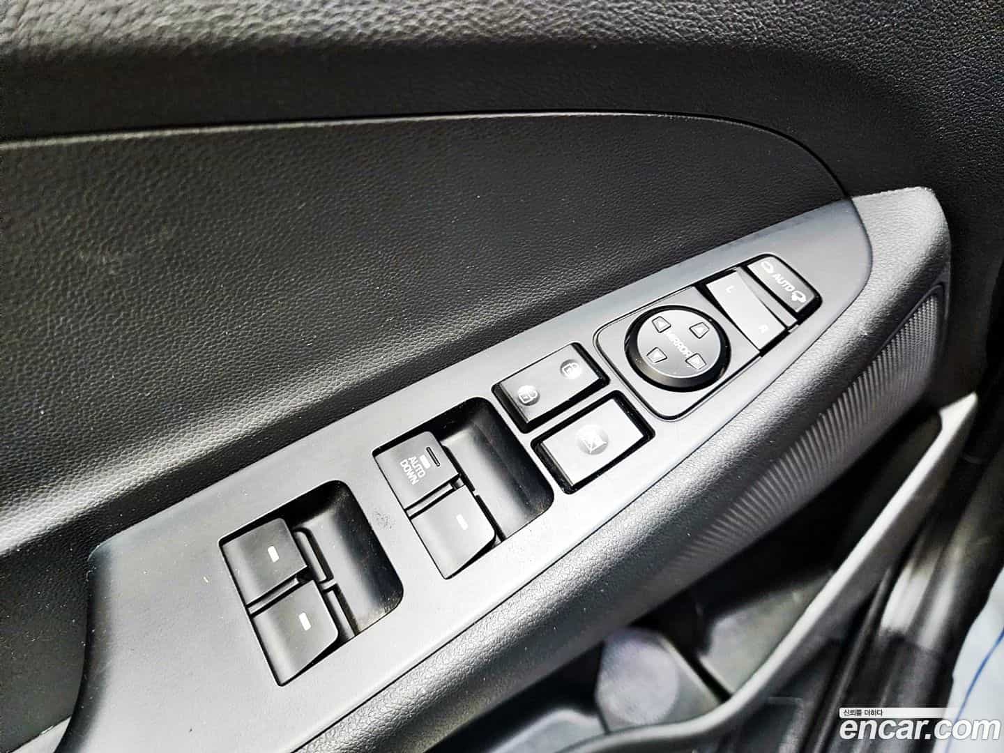 Tucson Hyundai 2017.7-OPTION-022