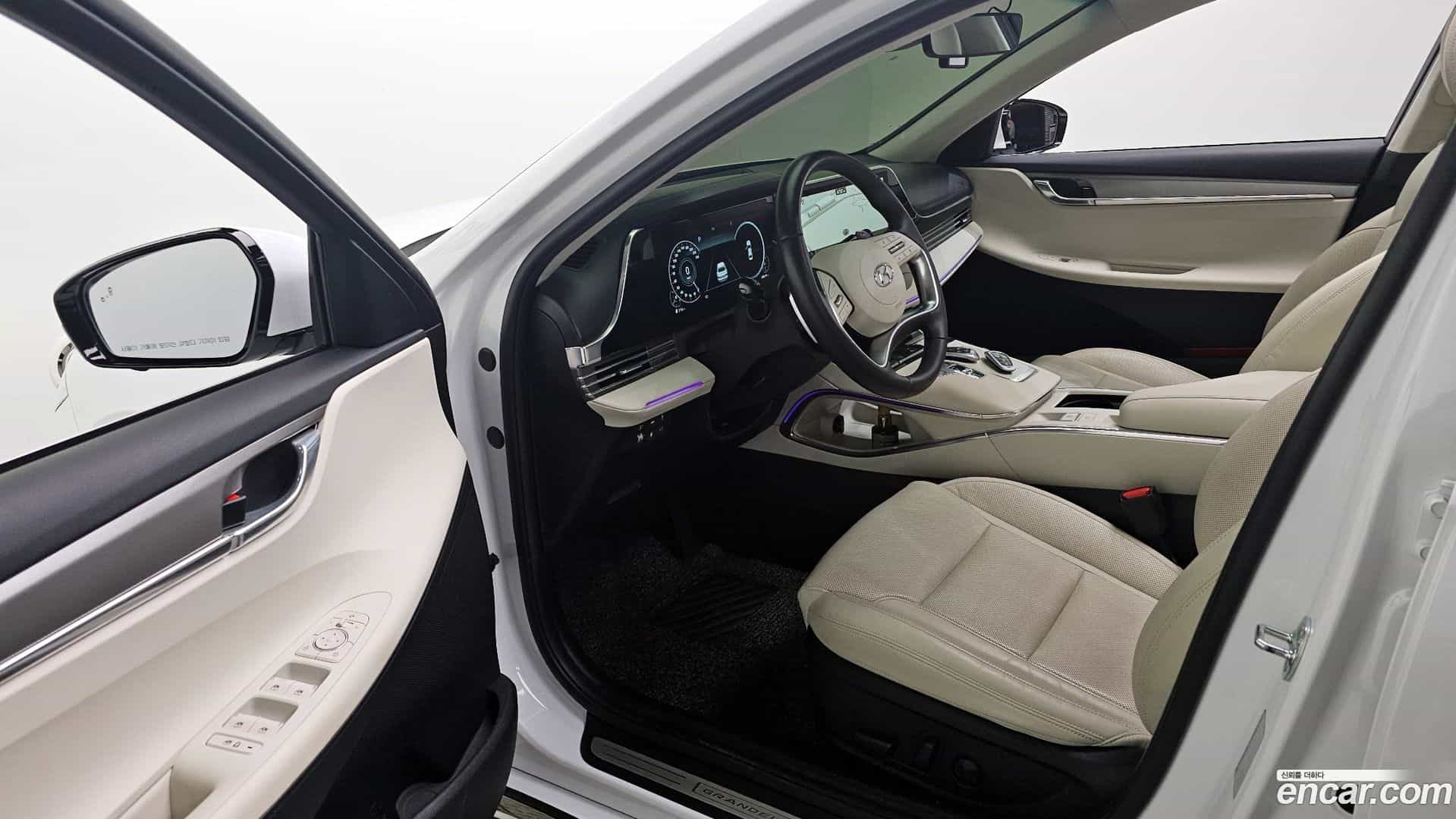 Grandeur Hyundai 2022.7-INNER-010