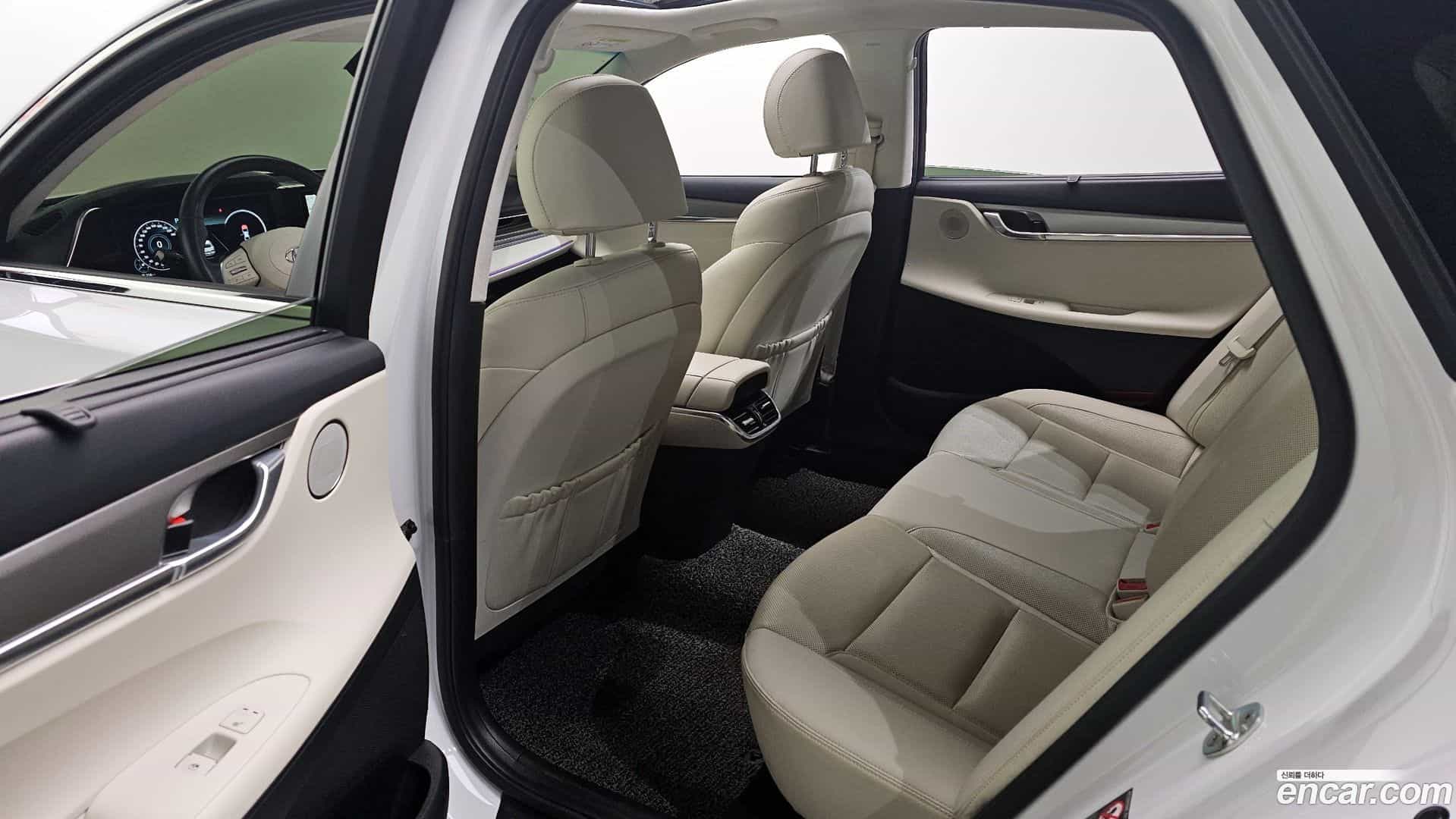 Grandeur Hyundai 2022.7-OPTION-015