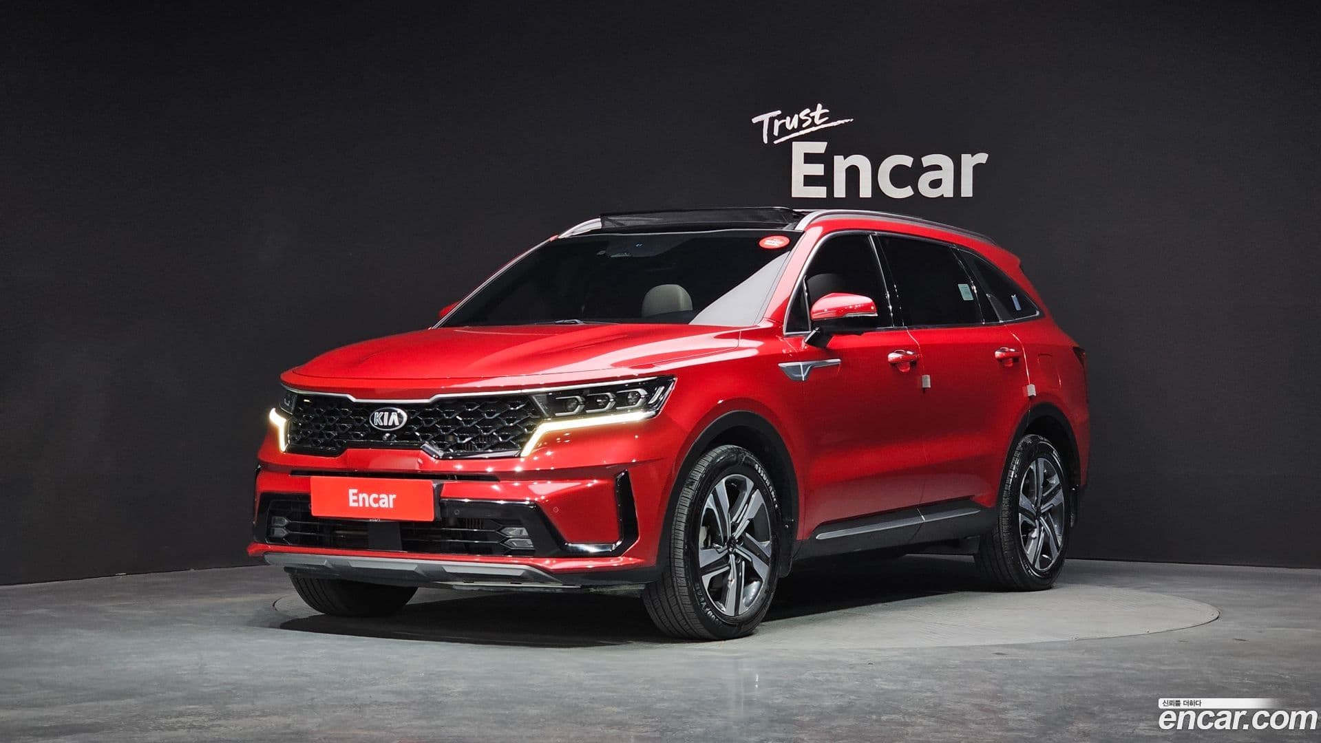 Main__Slider__Photo:Sorento Kia 2021.0-0