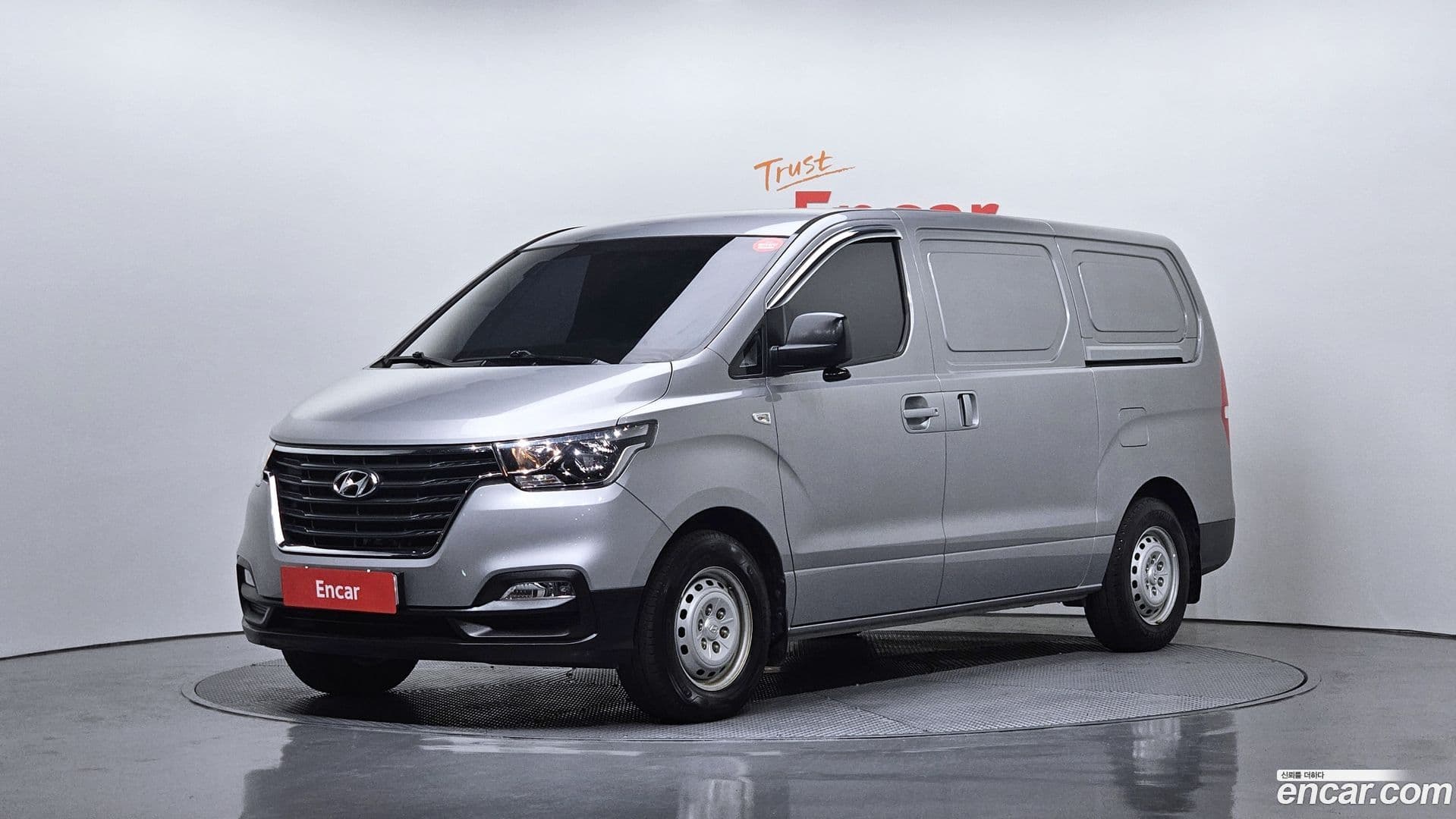 Main__Slider__Photo:Starex Hyundai 2020.3-0