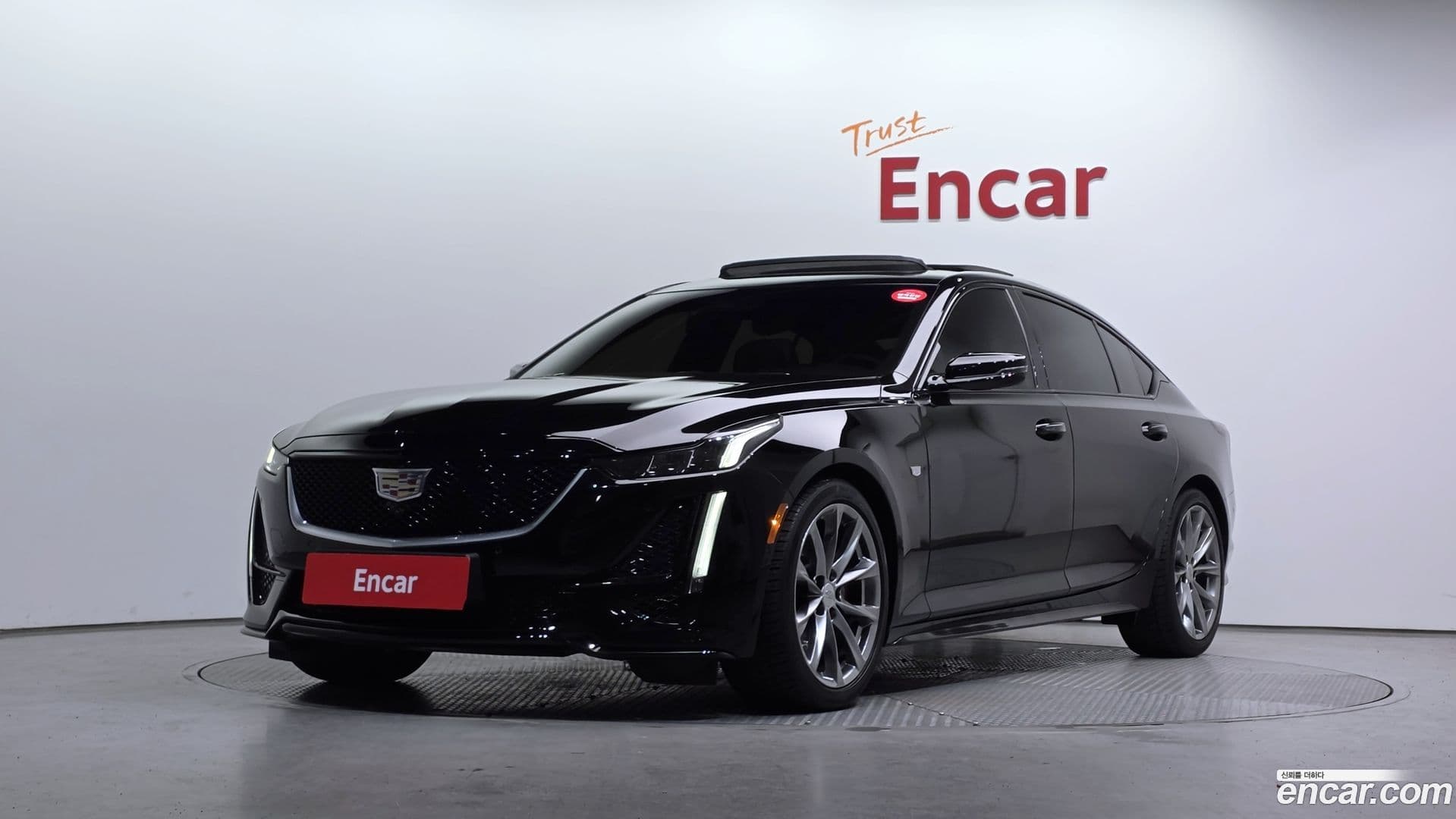 Main__Slider__Photo:CT5 Cadillac 2020.9-0