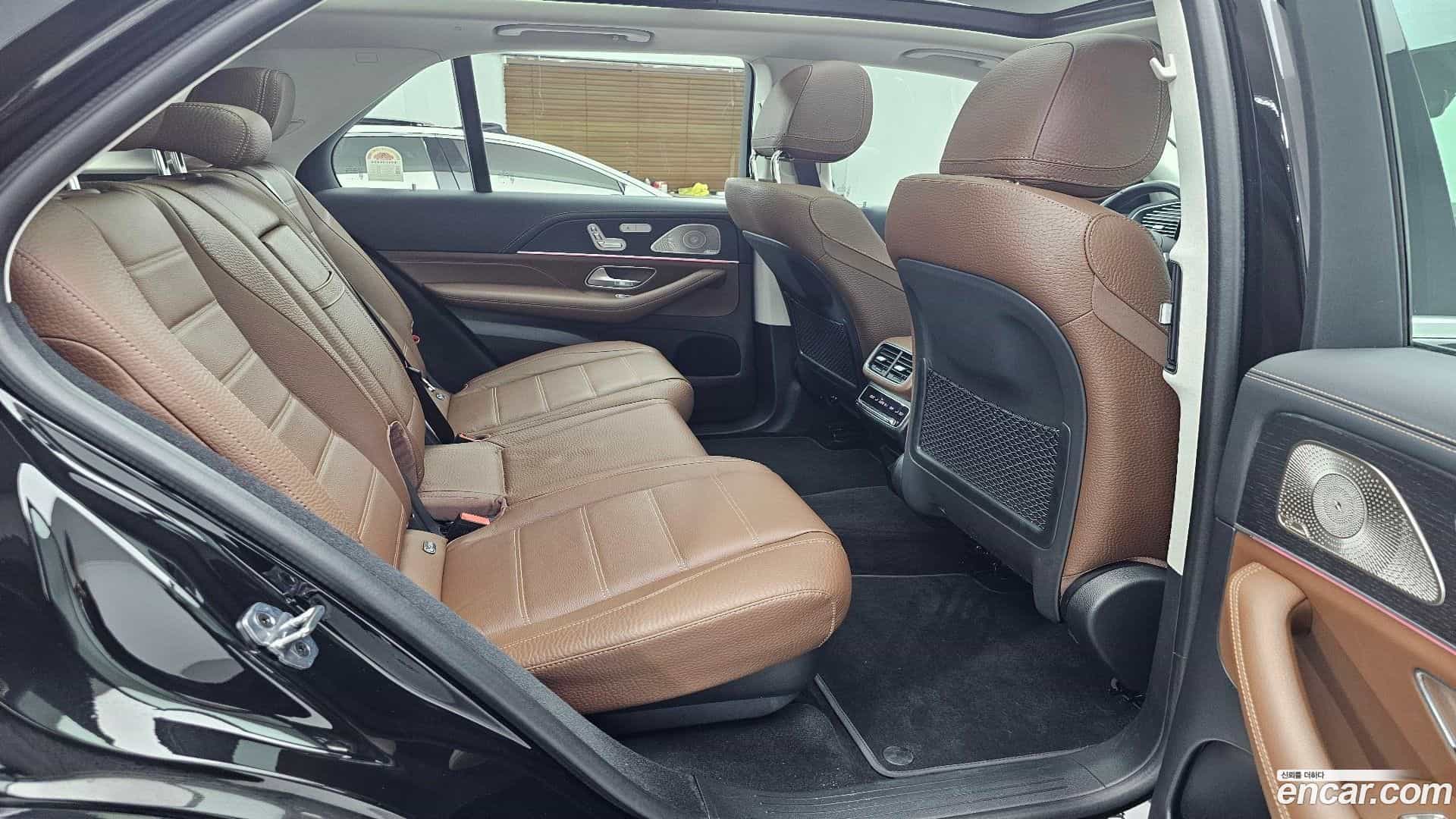GLE-Class Mercedes-Benz 2025.2-OPTION-015