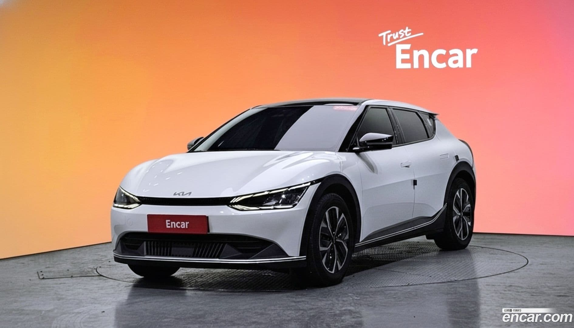 Main__Slider__Photo:EV6 Kia 2022.4-0