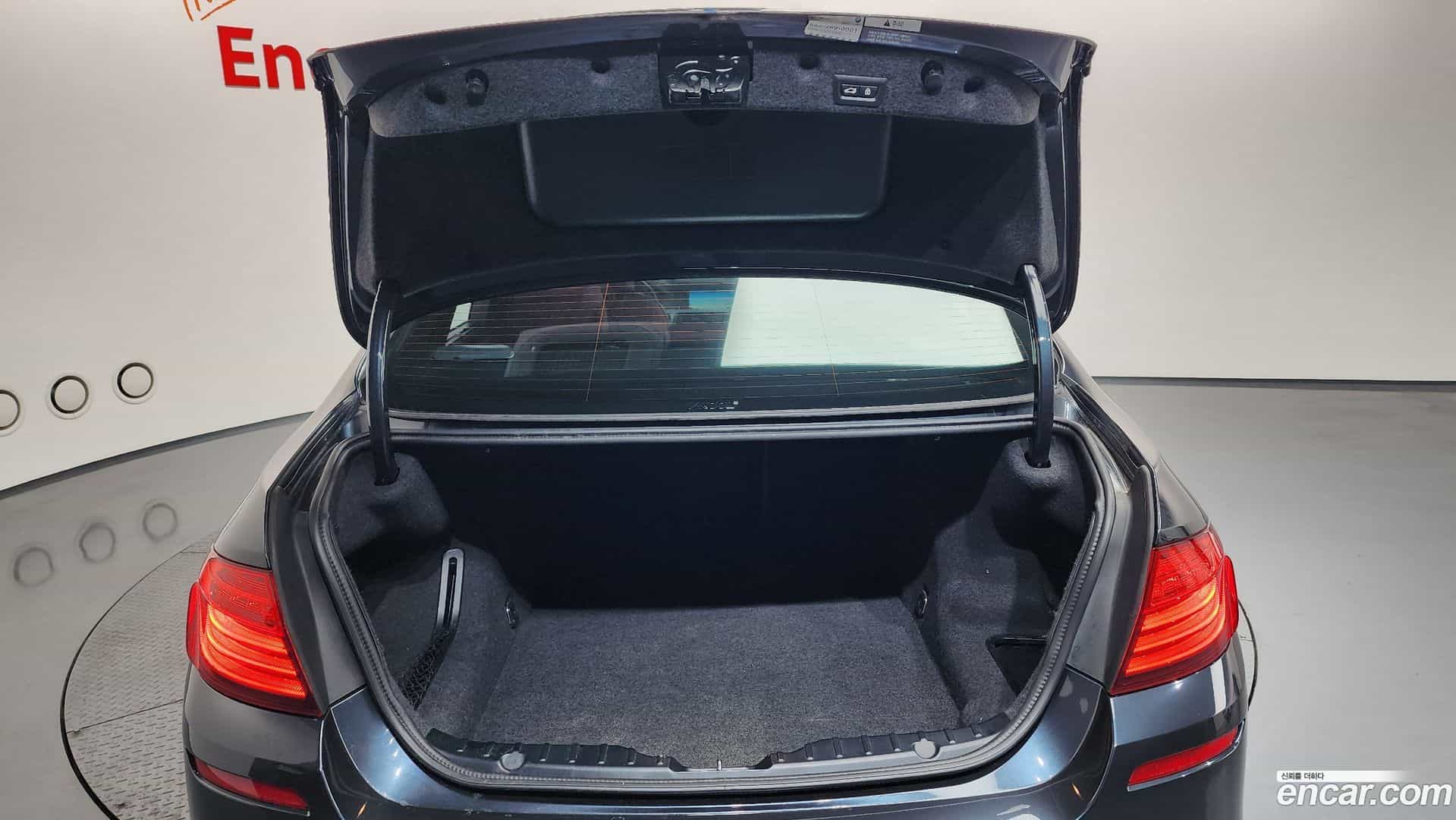 M5 BMW 2016.4-OPTION-024