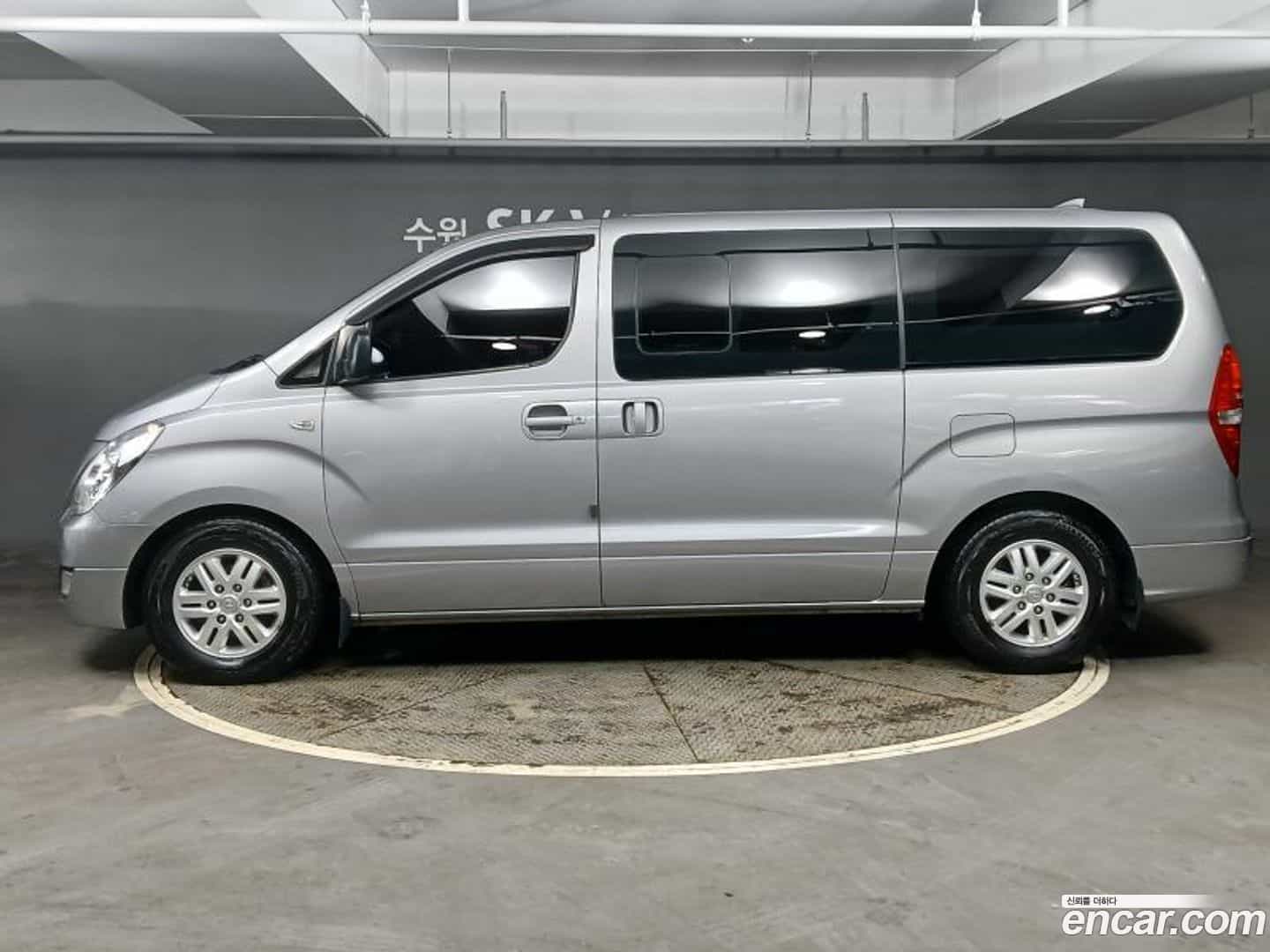 Starex Hyundai 2016.6-OUTER-002