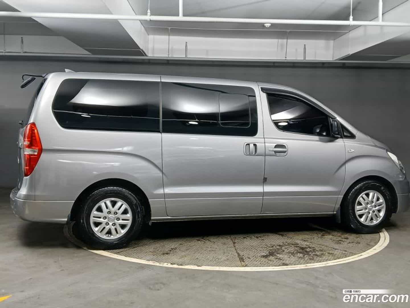 Starex Hyundai 2016.6-OUTER-004