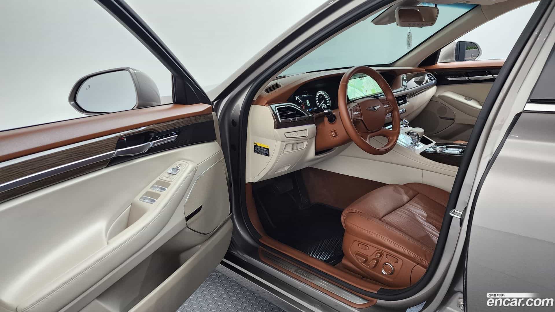 G90 Genesis 2020.11-INNER-010