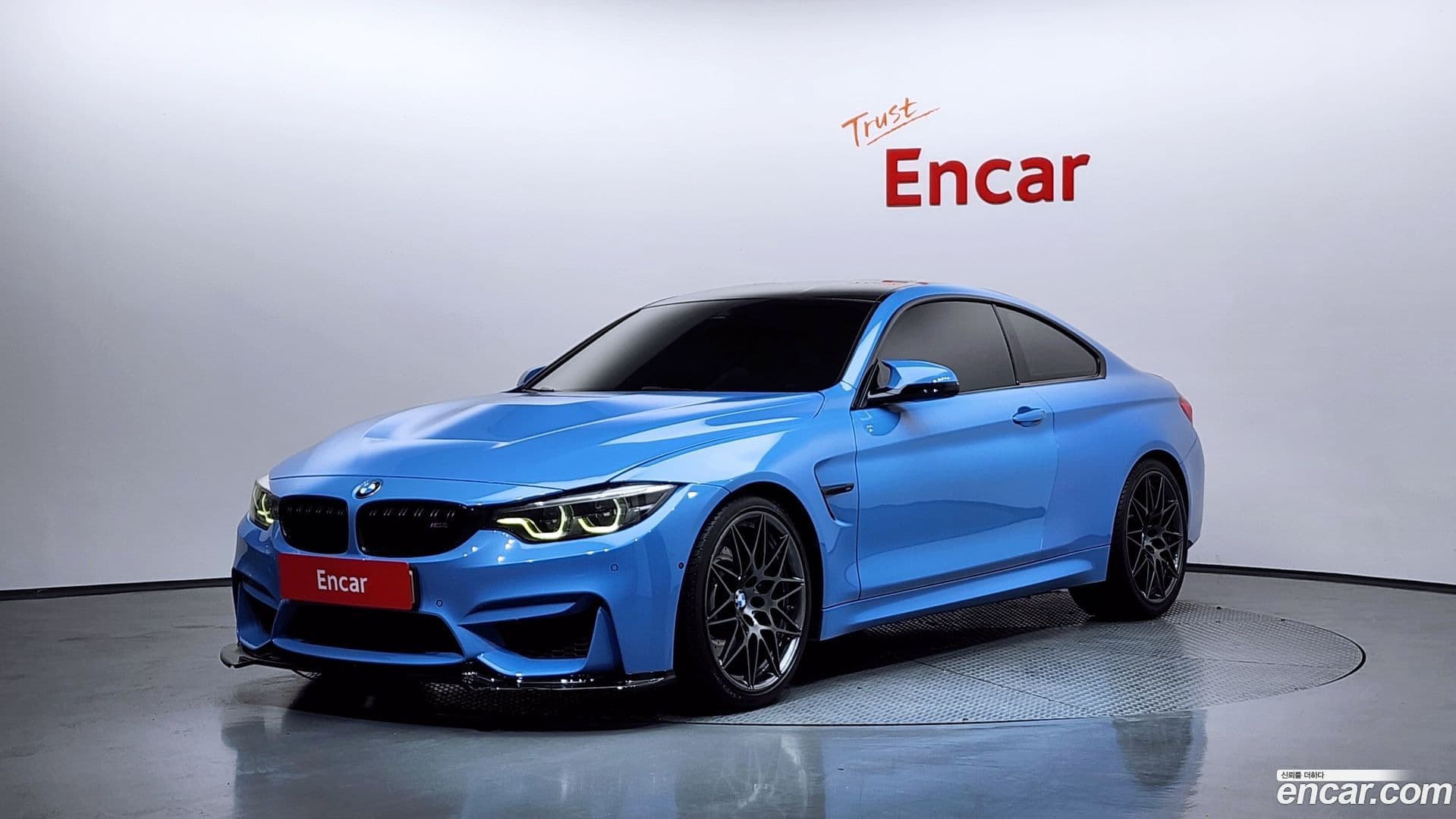 Main__Slider__Photo:M4 BMW 2018.0-0