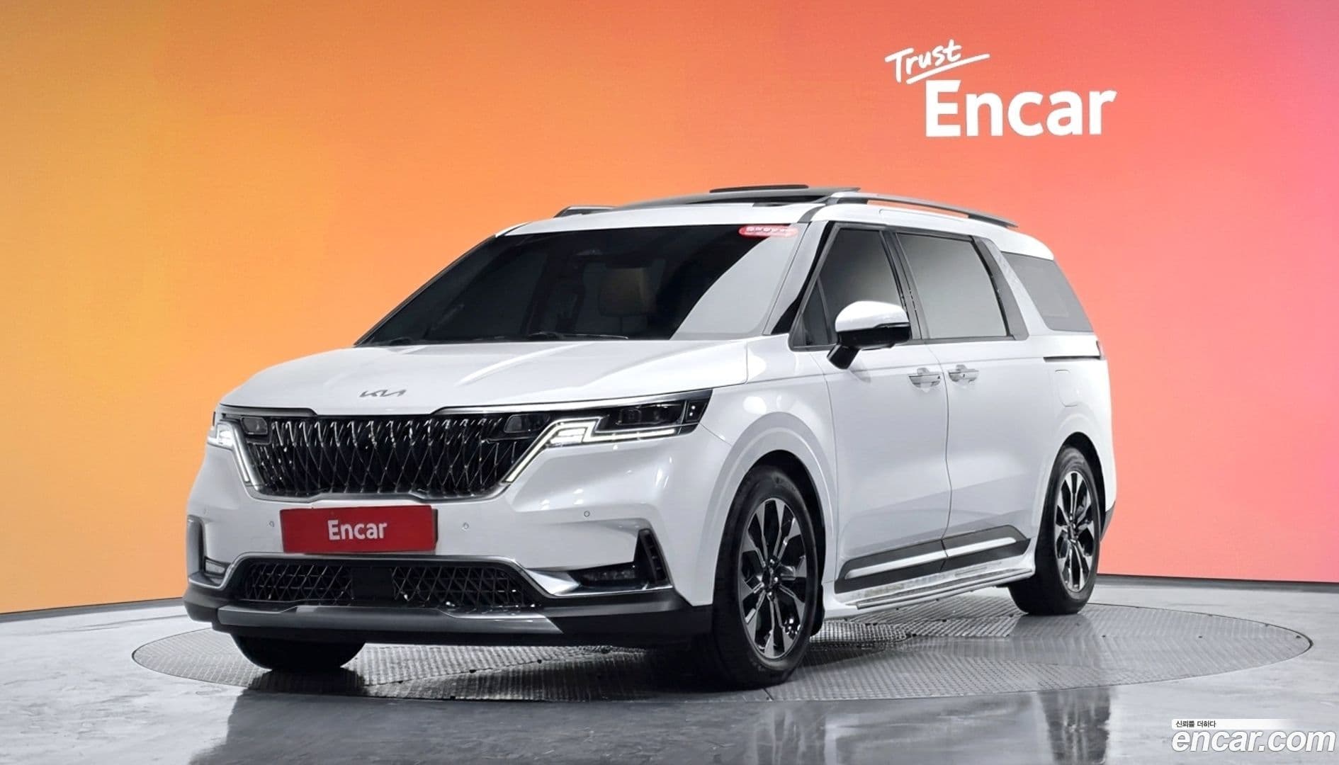 Main__Slider__Photo:Canival Kia 2021.4-0