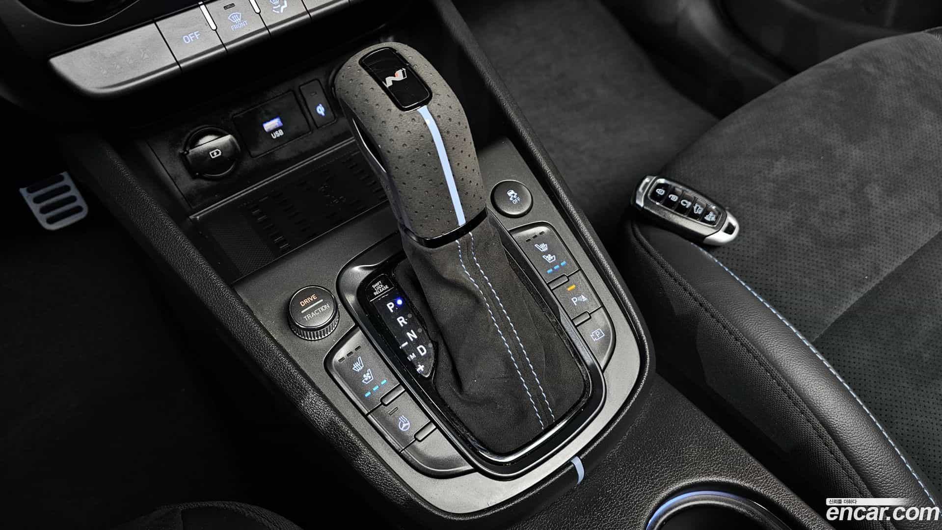 Kona Hyundai 2022.6-INNER-009
