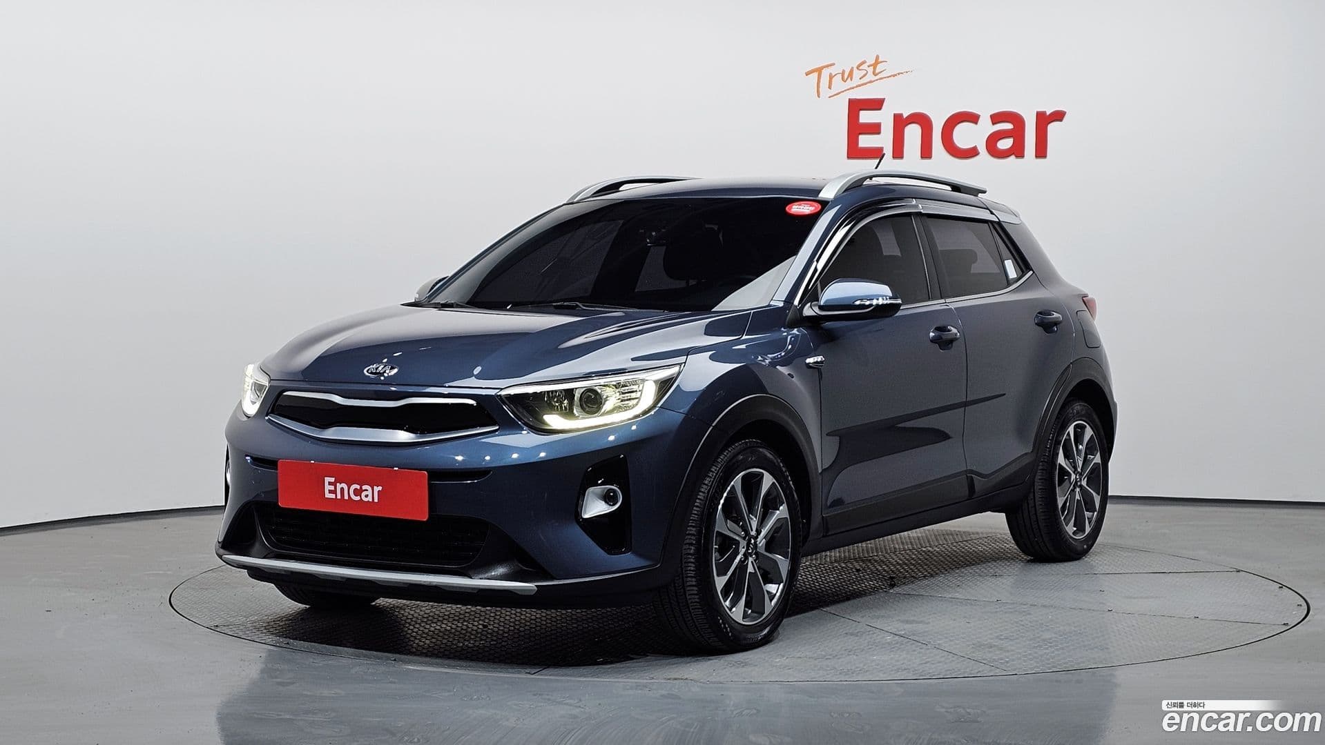 Main__Slider__Photo:Stonic Kia 2018.6-0