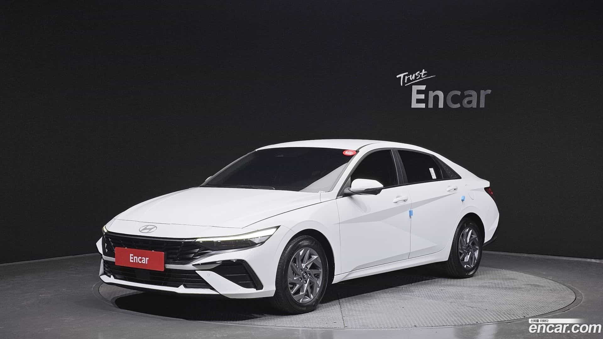AVANTE Hyundai 2025.0-OUTER-001