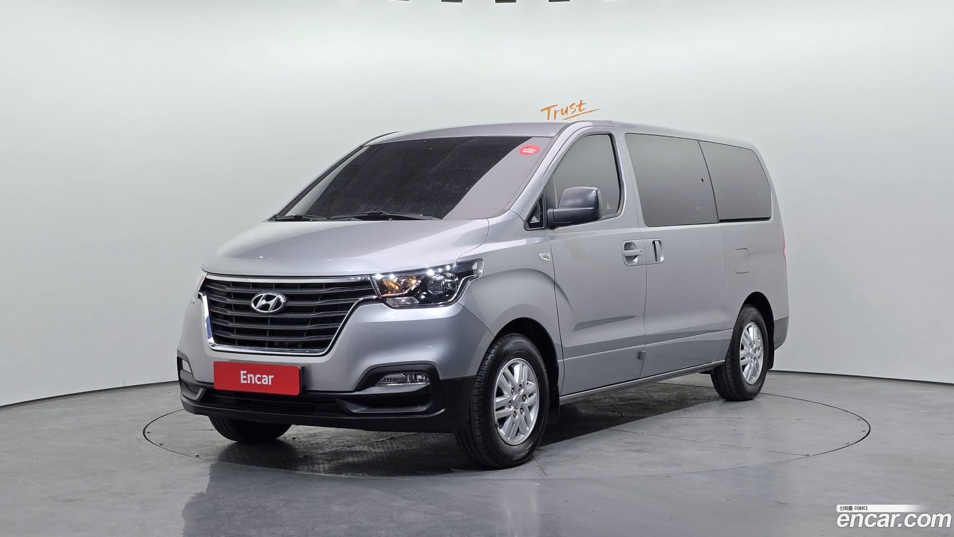 Main__Slider__Photo:Starex Hyundai 2020.10-0