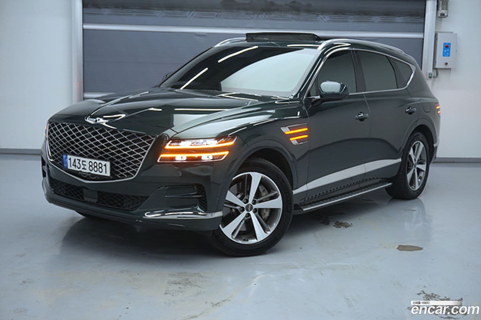 Main__Slider__Photo:GV80 Genesis 2023.2-0