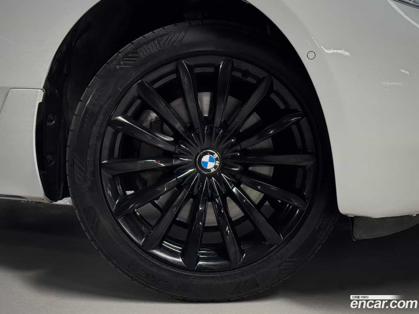 Gran Turismo BMW 2019.5-OUTER-005