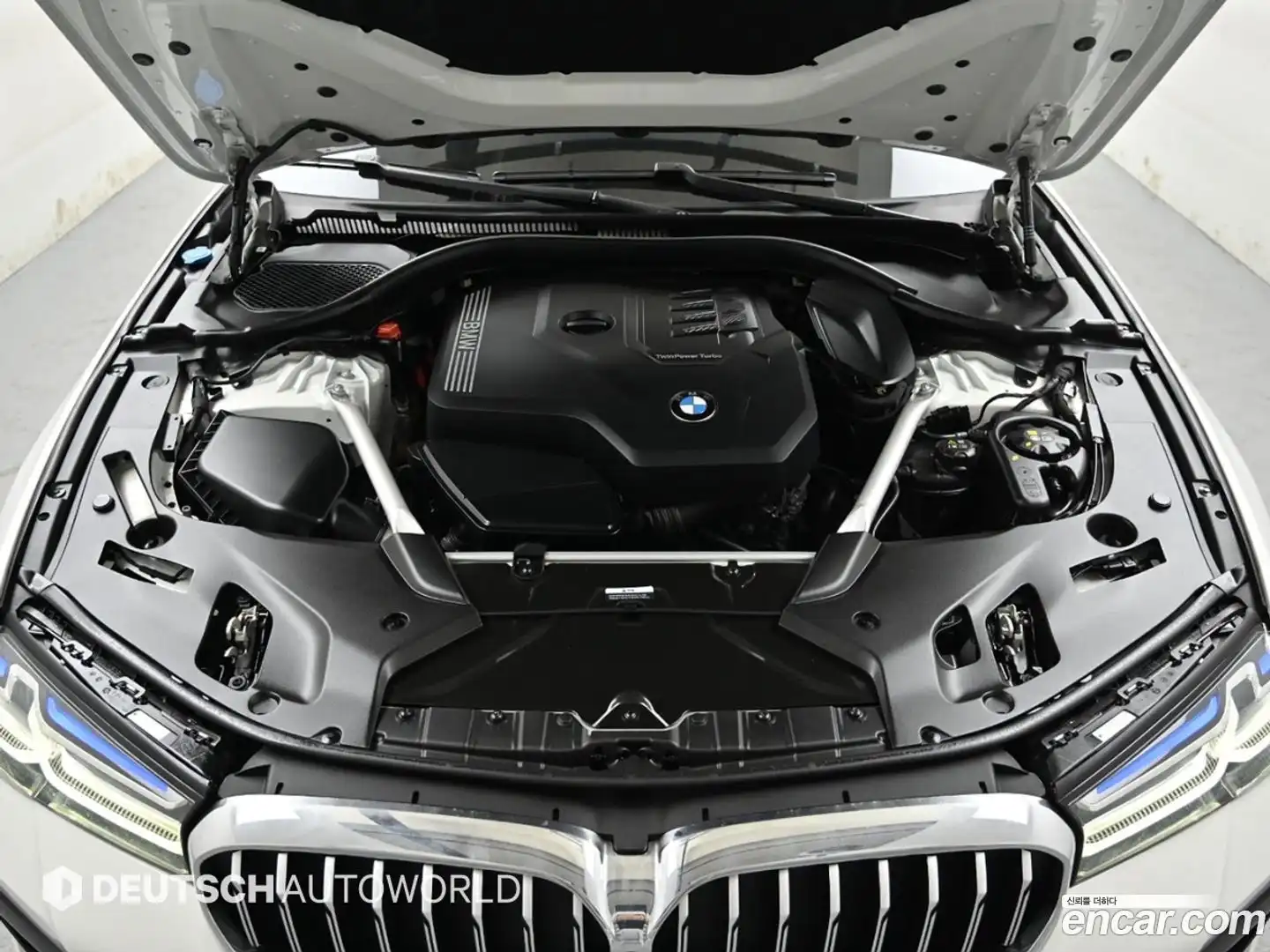 5-Series BMW 2023.4-OUTER-006
