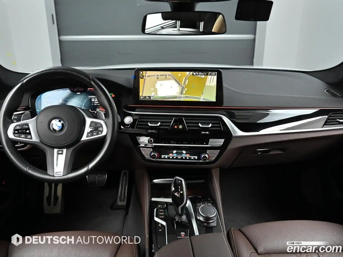 5-Series BMW 2023.4-INNER-007