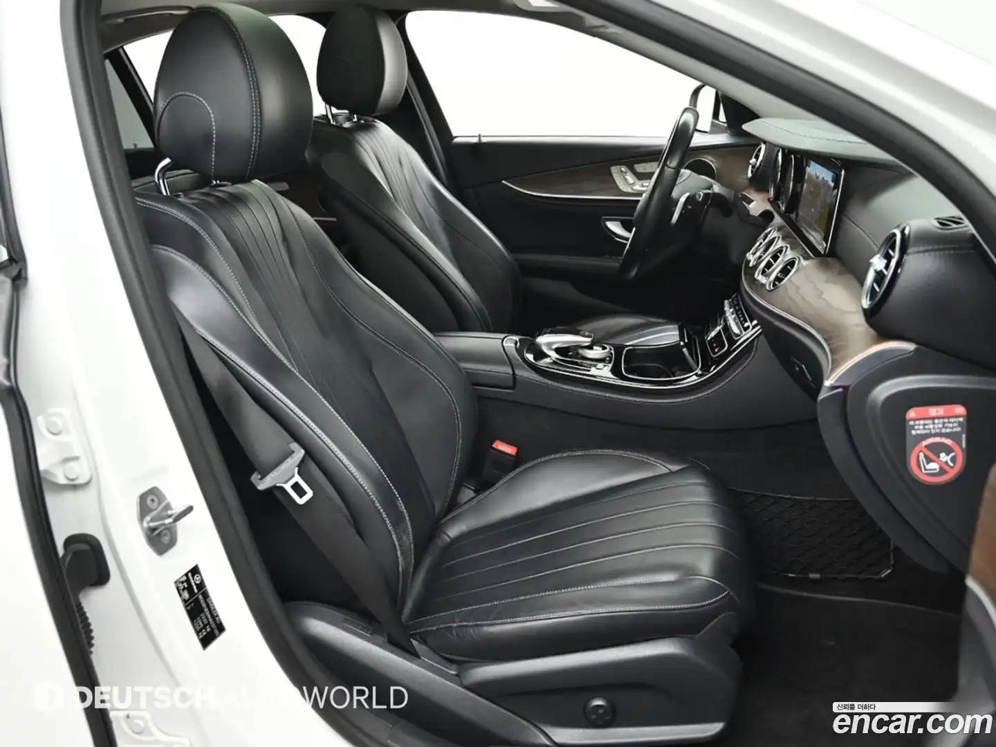 E-Class Mercedes-Benz 2017.3-INNER-010