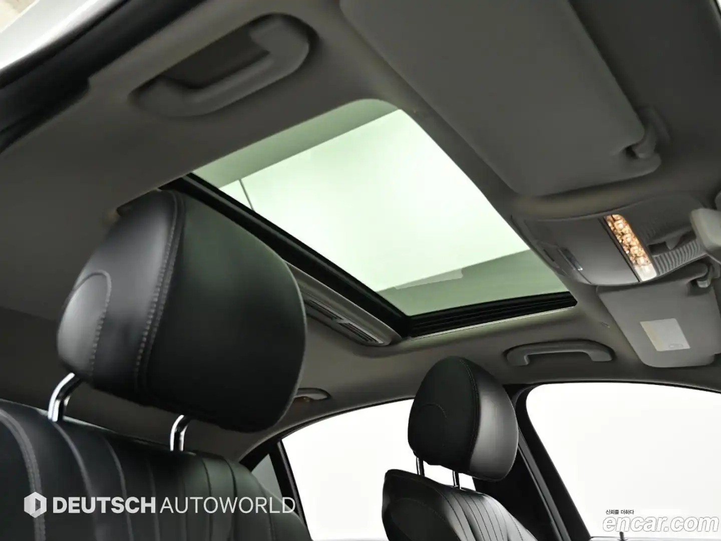 E-Class Mercedes-Benz 2017.3-OPTION-022
