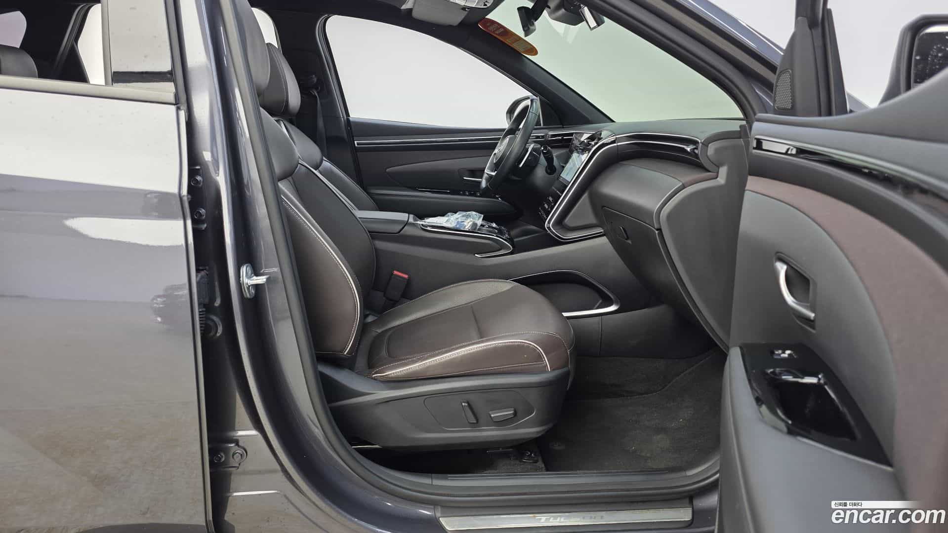 Tucson Hyundai 2023.4-OPTION-015
