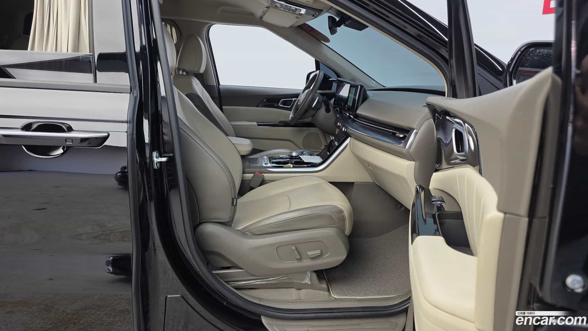 Canival Kia 2023.1-OPTION-015