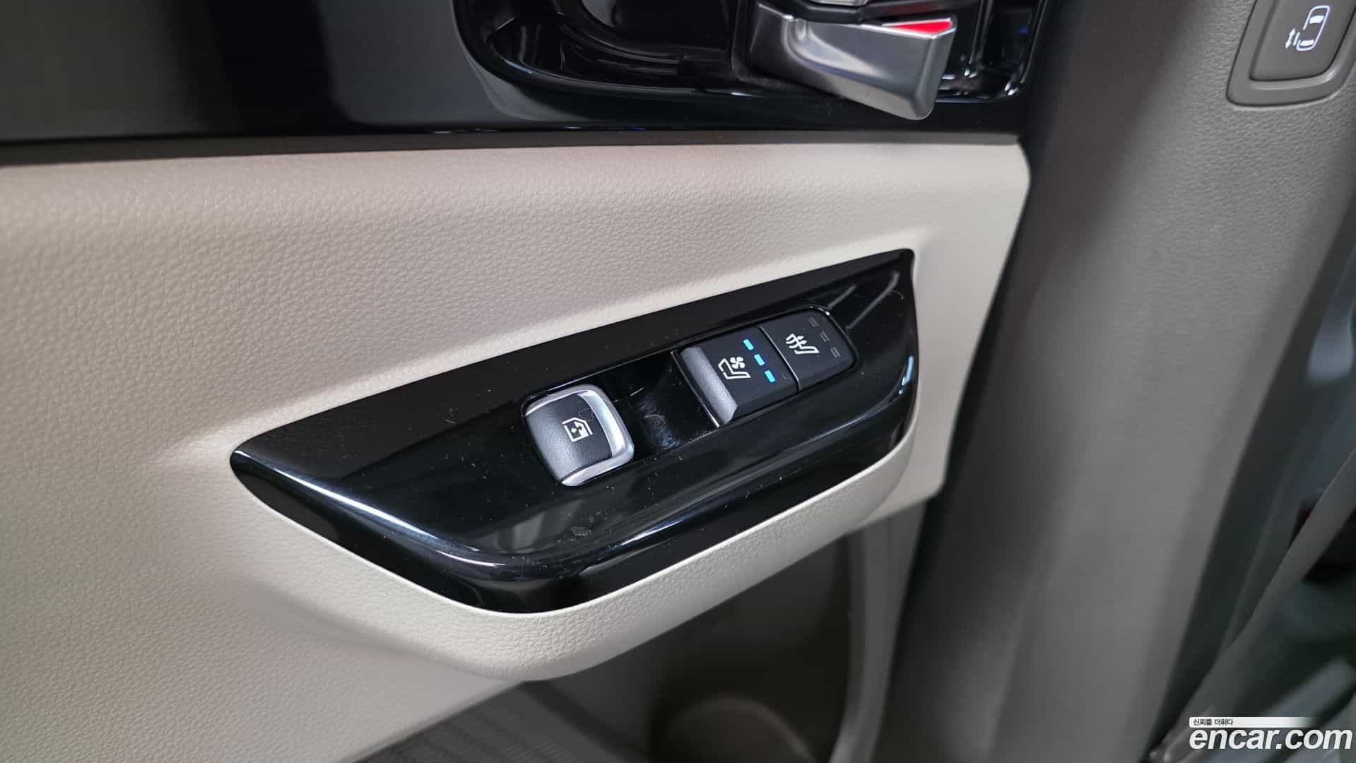 Canival Kia 2023.1-OPTION-022
