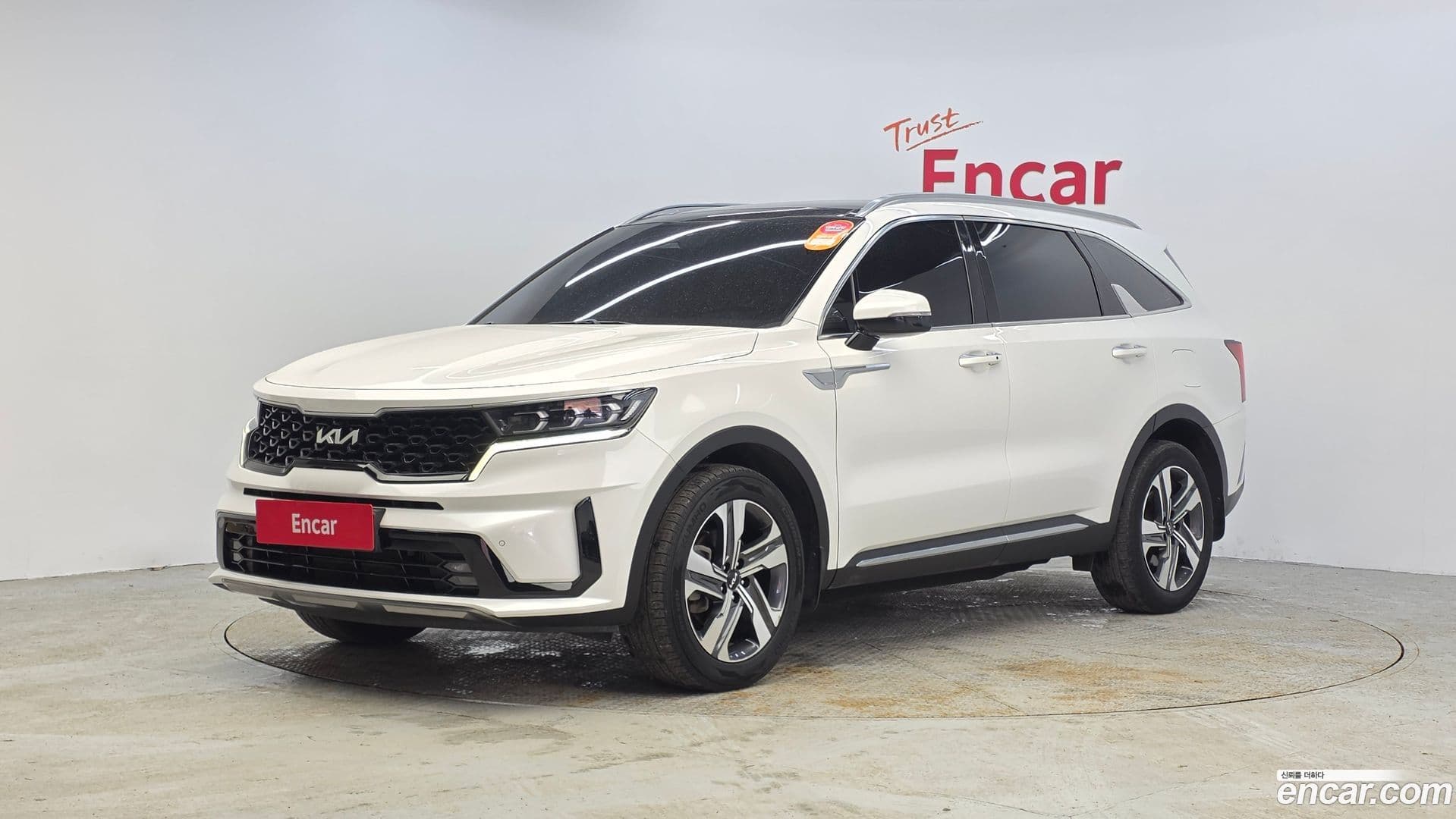 Main__Slider__Photo:Sorento Kia 2022.3-0