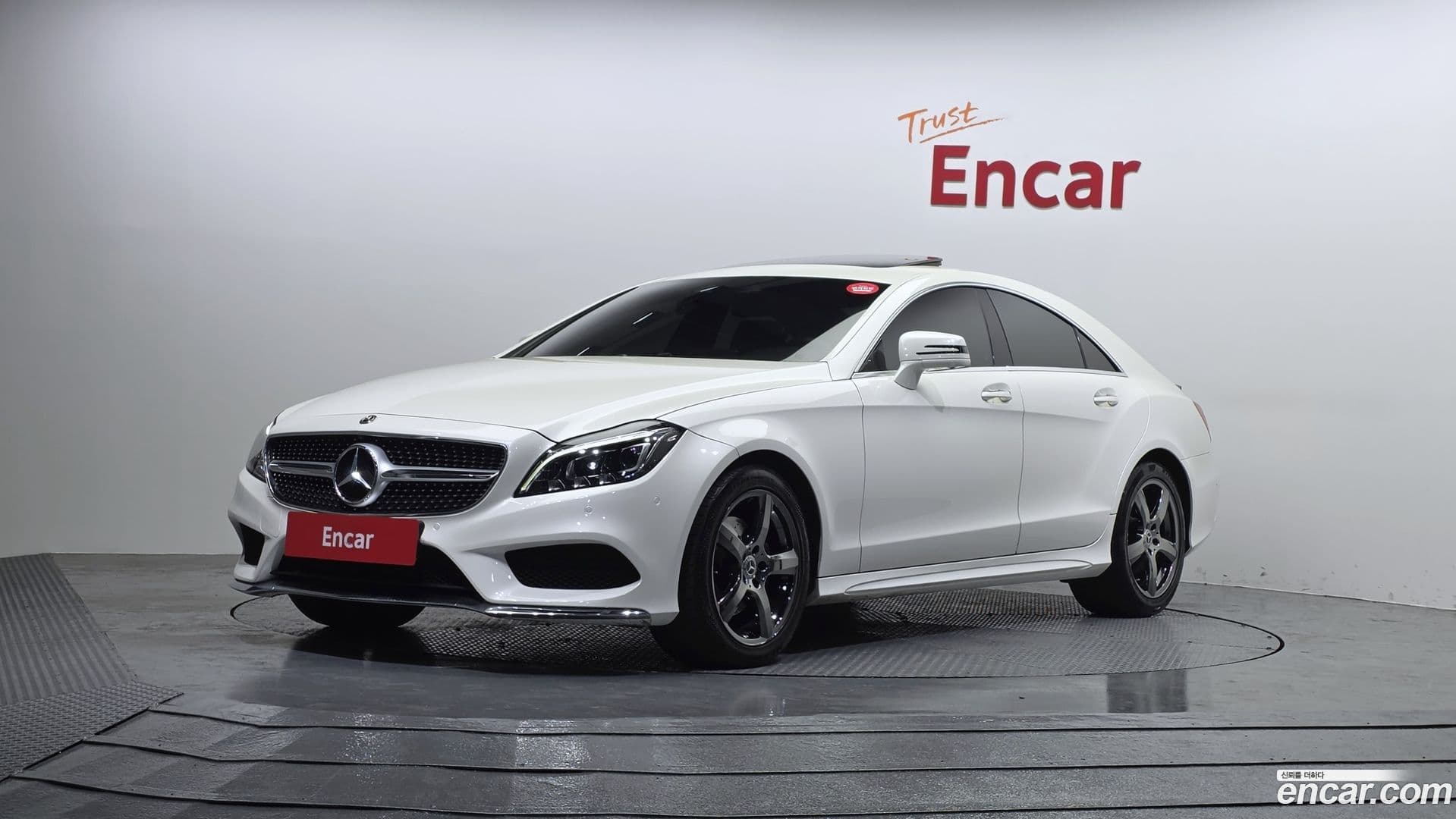 Main__Slider__Photo:CLS-Class Mercedes-Benz 2016.1-0