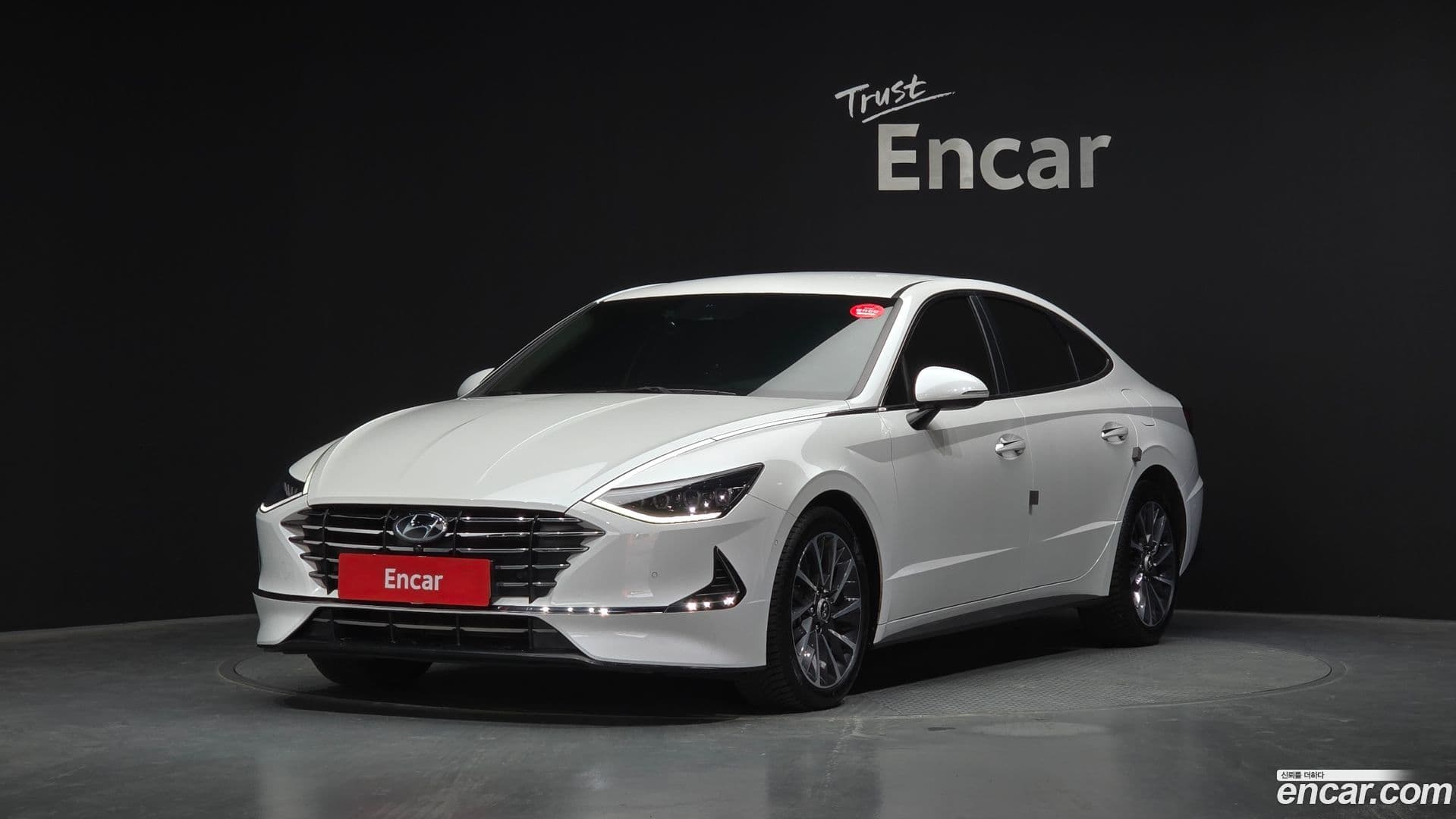 Main__Slider__Photo:Sonata Hyundai 2019.6-0