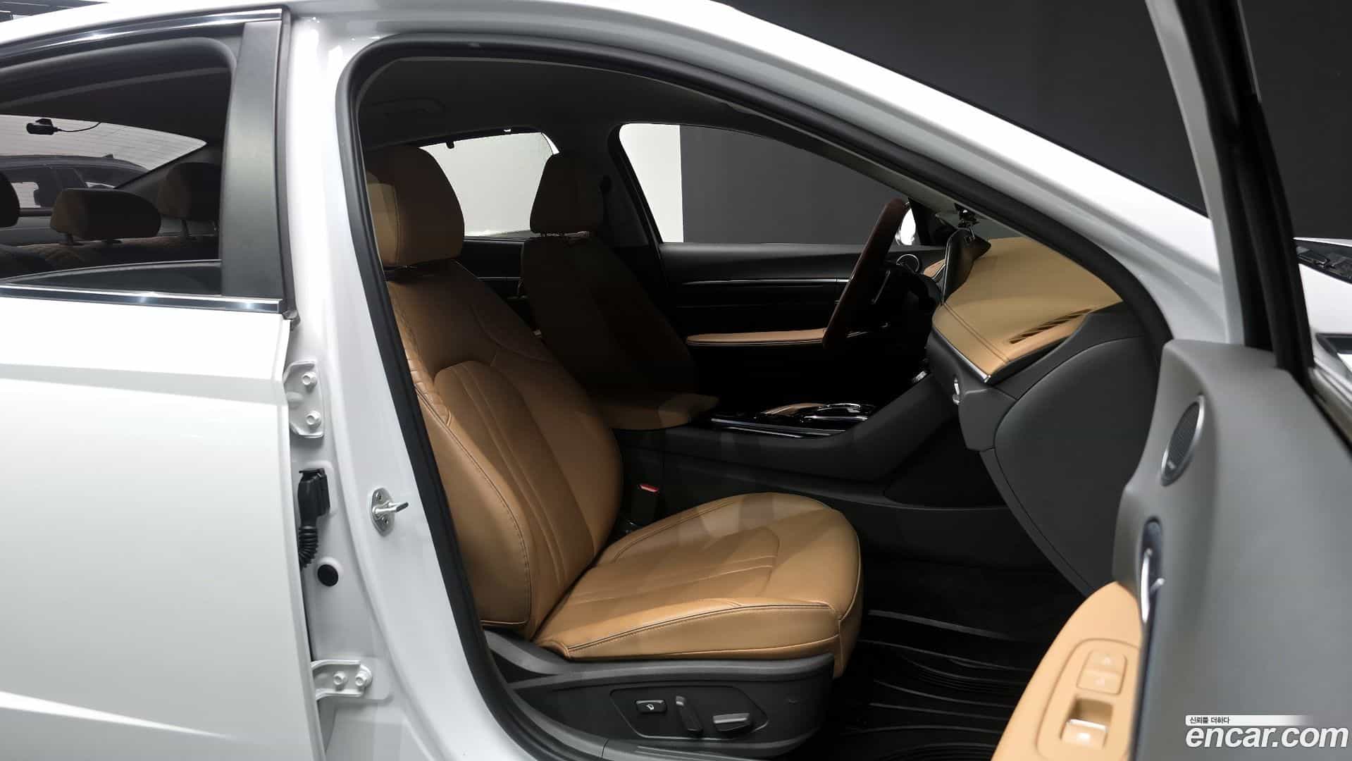 Sonata Hyundai 2019.6-INNER-010