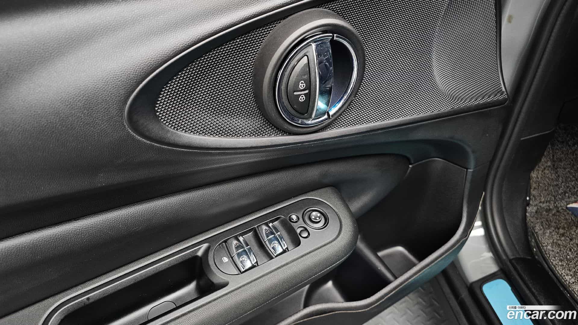 Clubman Mini 2021.0-OPTION-021